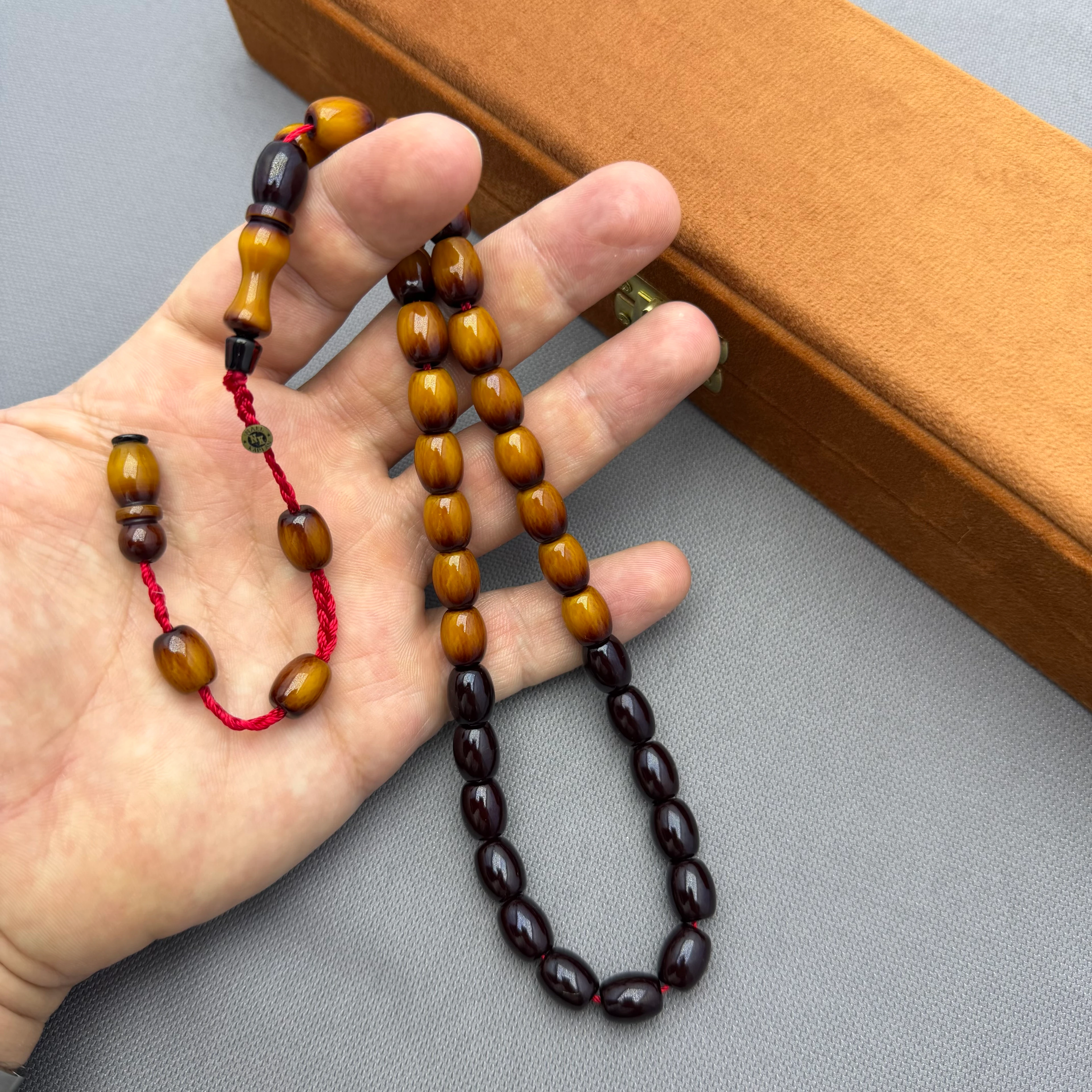 Nael KAPLAN Usta İşçilikli Havşa Delim Sürmeli Model Harika Çekim Kondisyonu Sıkma Kehribar Tespih