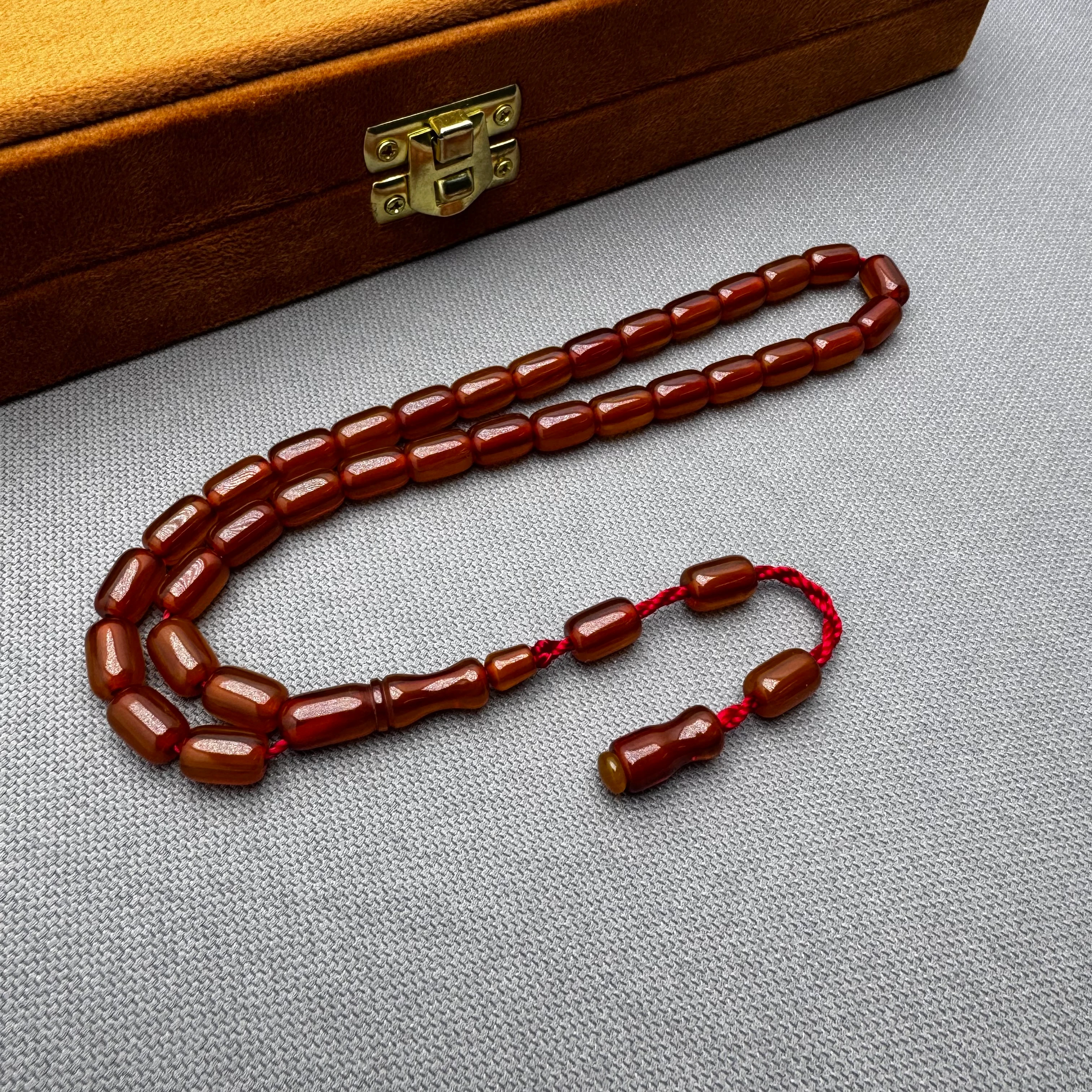 Bal Rengi Dik Damar Buğulu Hamur Hareli Renk Alan Sıkma Kehribar Tespih