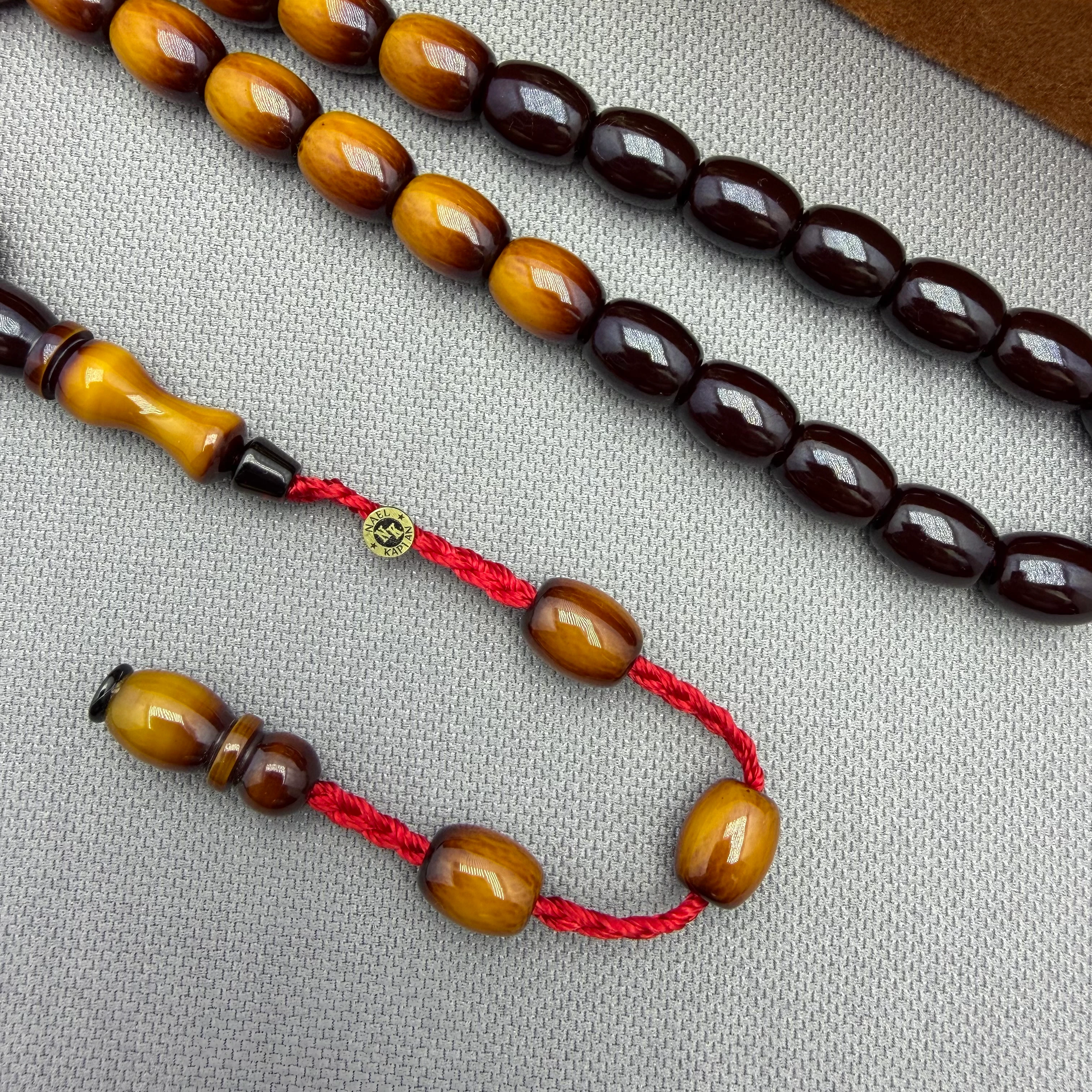 Nael KAPLAN Usta İşçilikli Havşa Delim Sürmeli Model Harika Çekim Kondisyonu Sıkma Kehribar Tespih