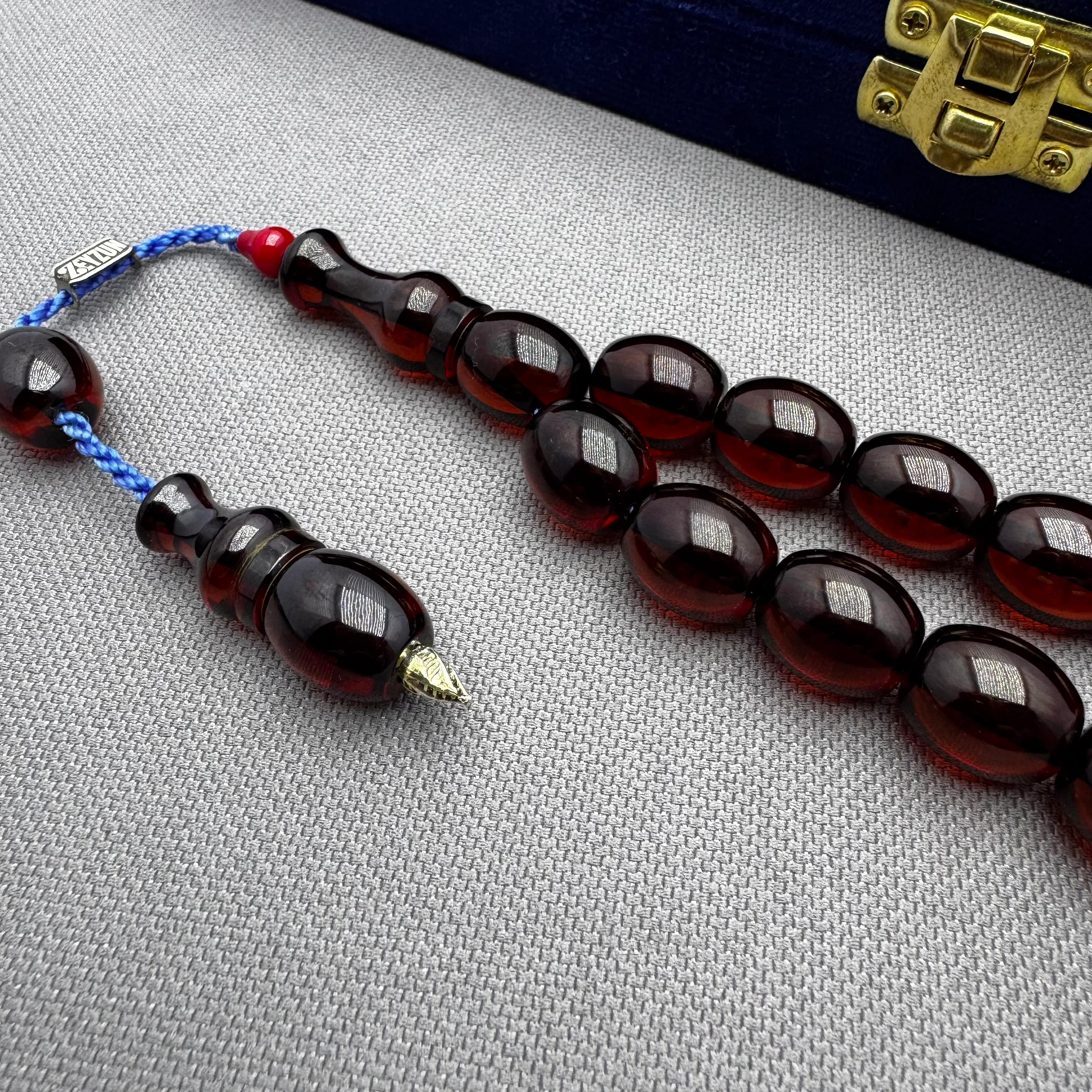 Zeyzun Usta İşçilikli Özel Çay Rengi Badem Kesim Efe Maskot Tespih