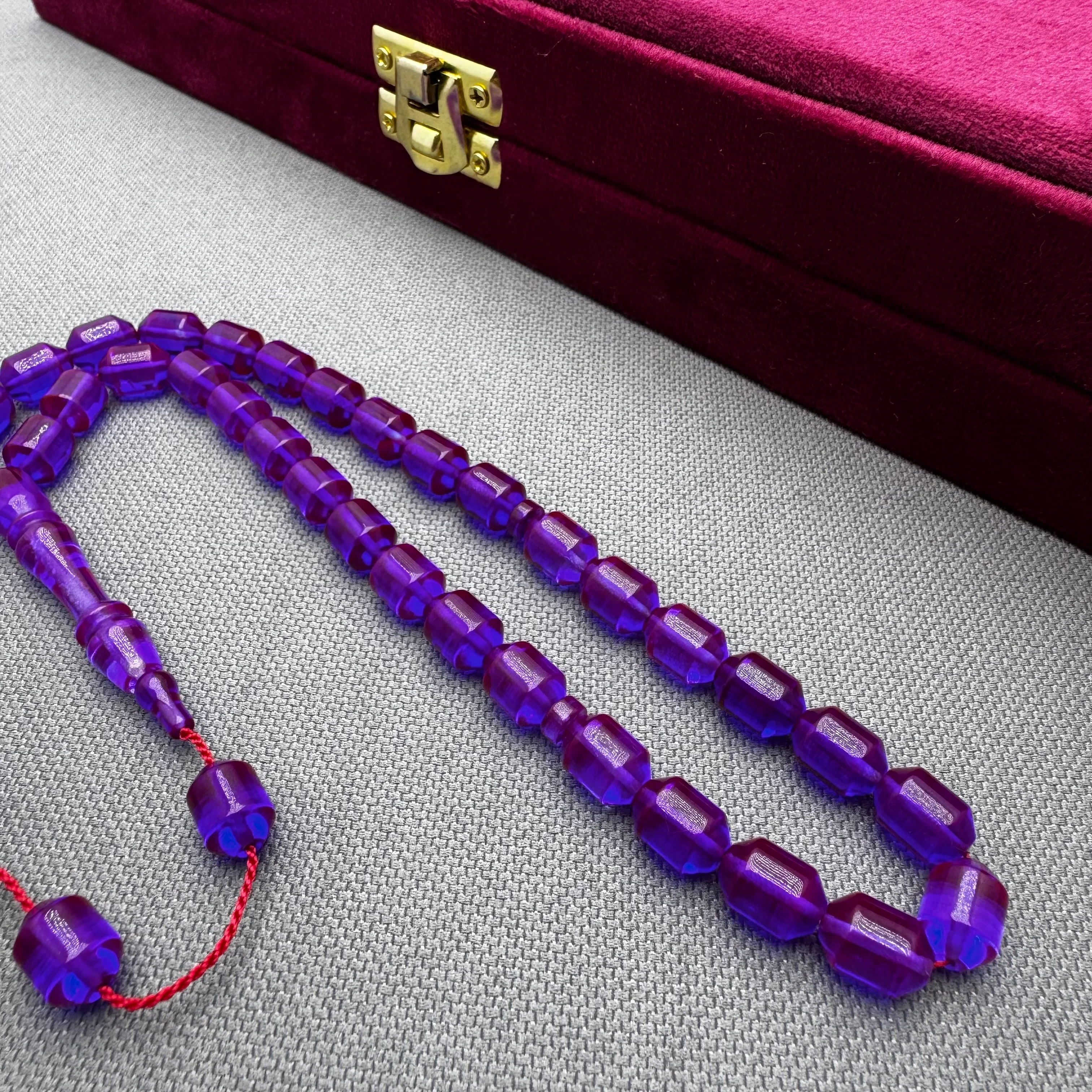 Ayhan TURAN Usta İşçilikli Mor Mürdüm Rengi Özel Döküm Malzeme Ateş Kehribar Tespih