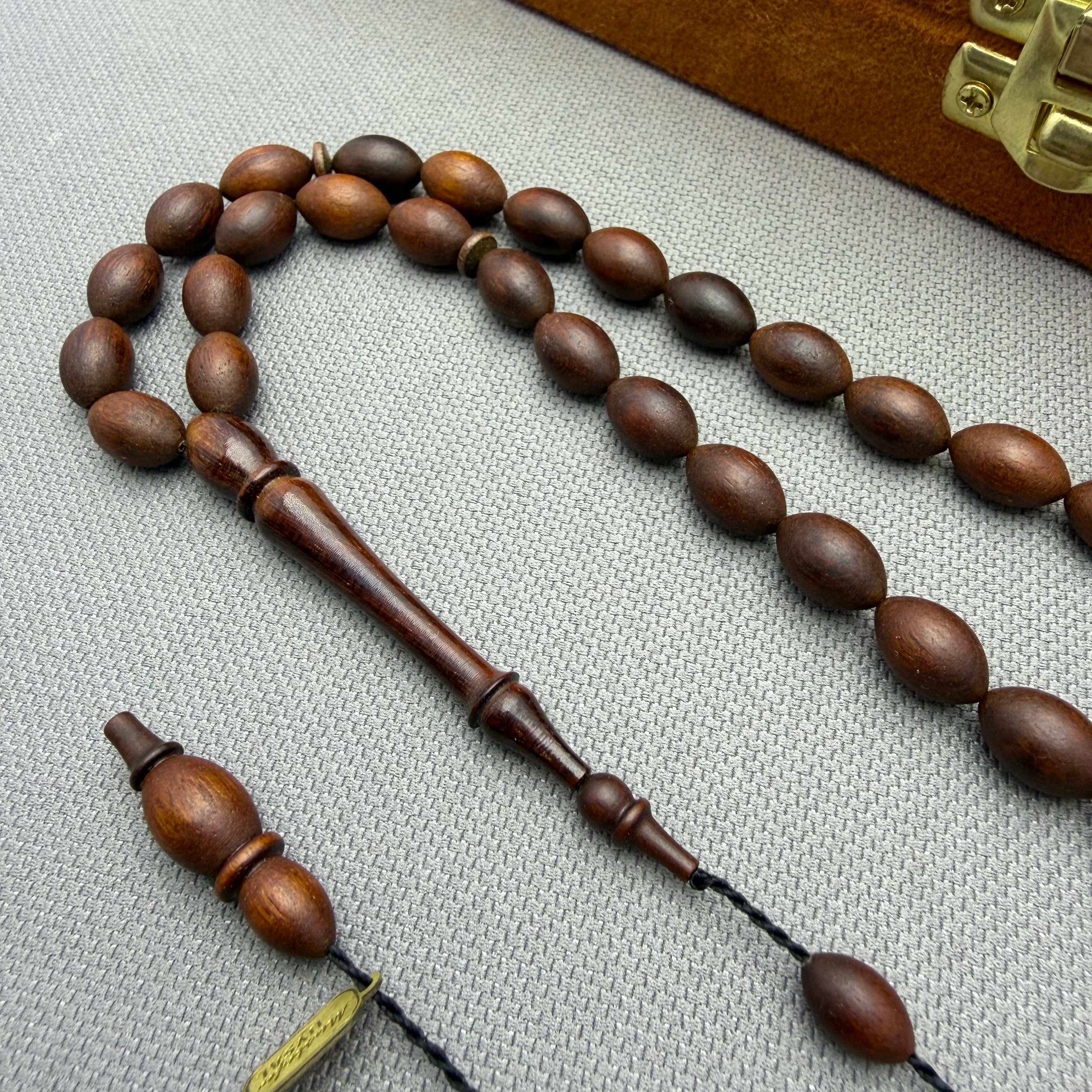 Mustafa UYSAL Usta Birinci Sınıf İşçilik Orjinal Yılan Ağacı Tespih