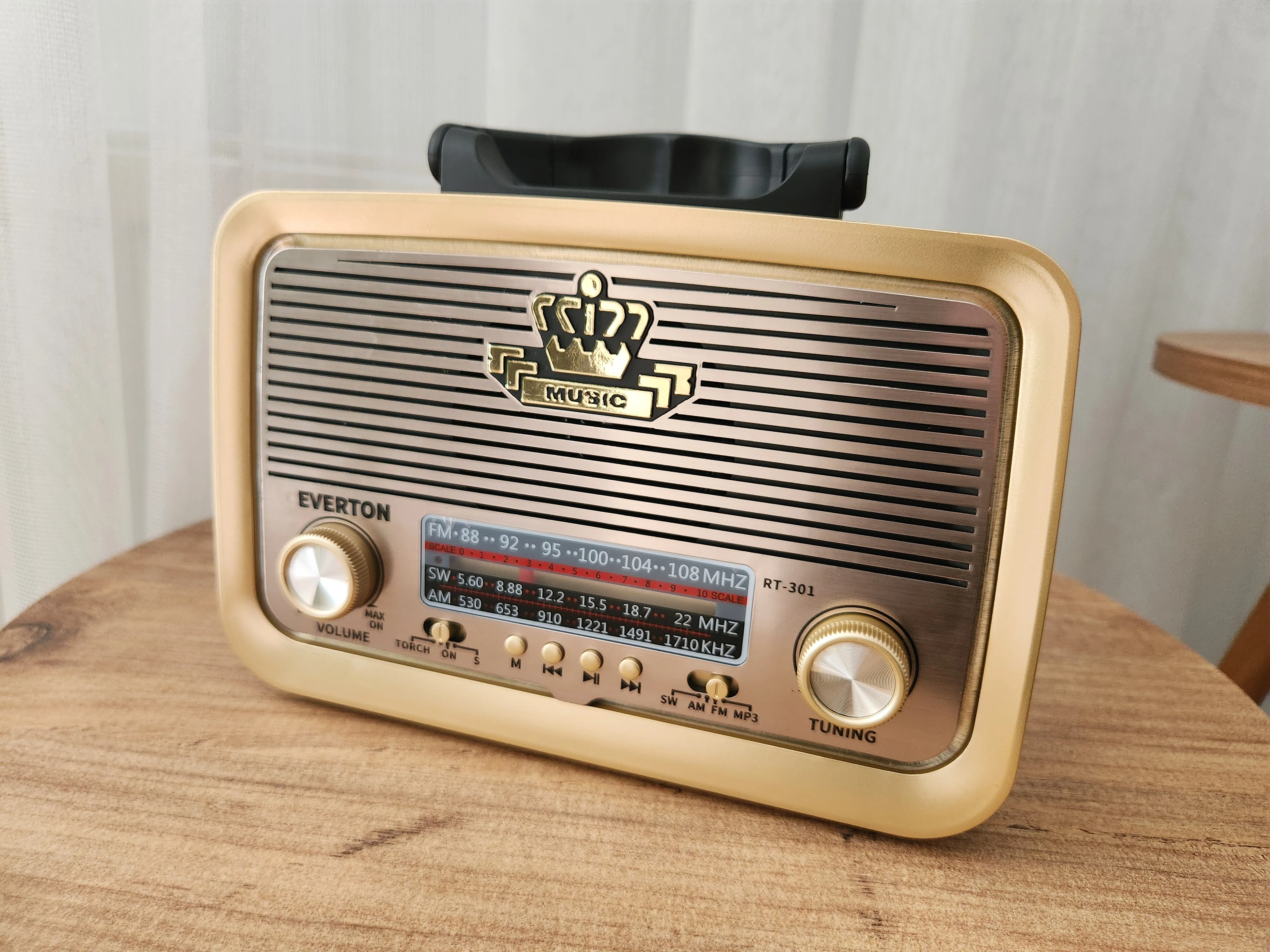 Everton RT-301 Nostaljik Görünümlü Ahşap Bluetoothlu Mp3 Çalar Radyo Müzik Kutusu