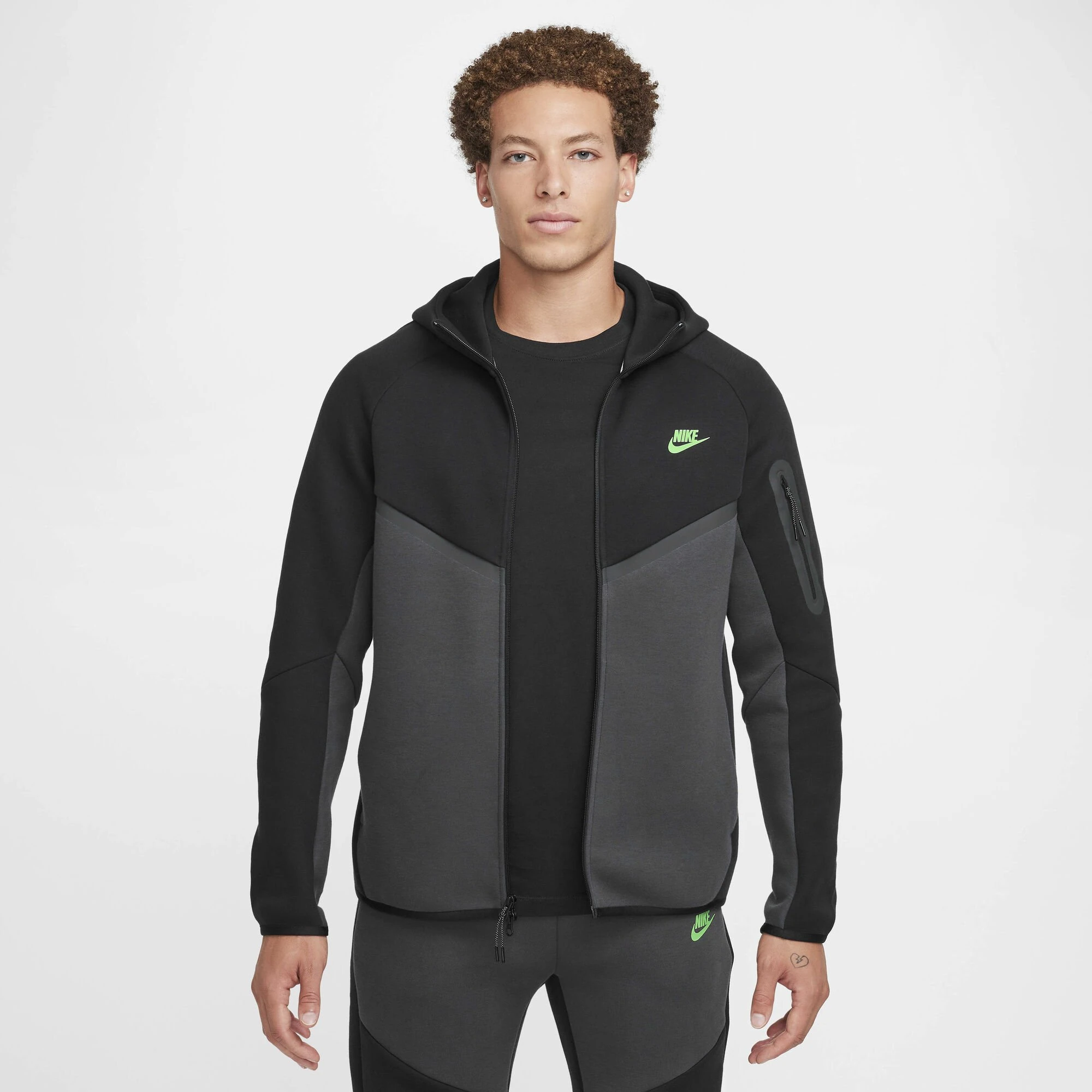 Tech Fleece Full-Zip Hoodie - Siyah ve Füme