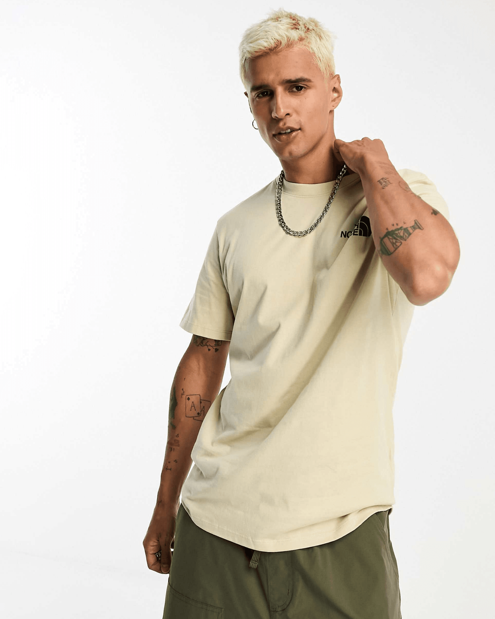 Leaves Graphic T-Shirt