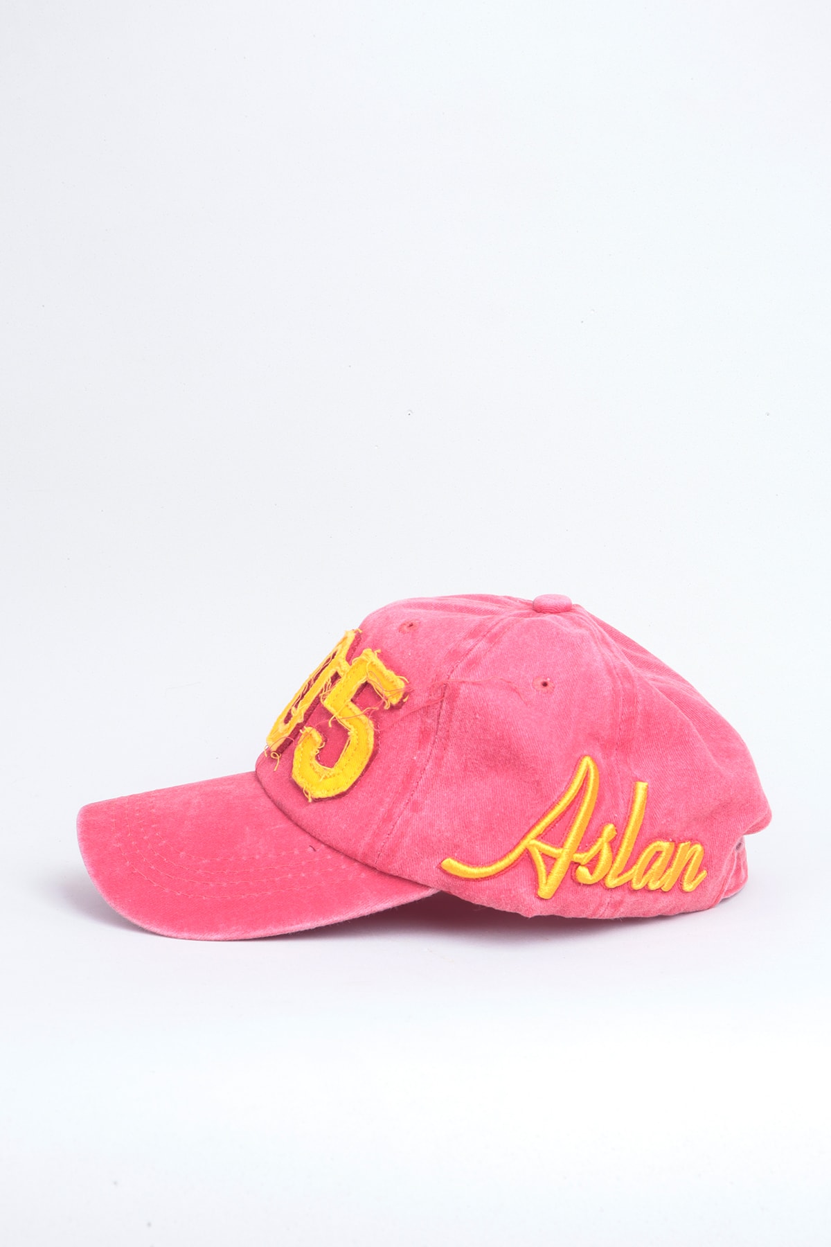 1905 Aslan Yazılı Eskitme Premium Unisex Şapka - Kırmızı