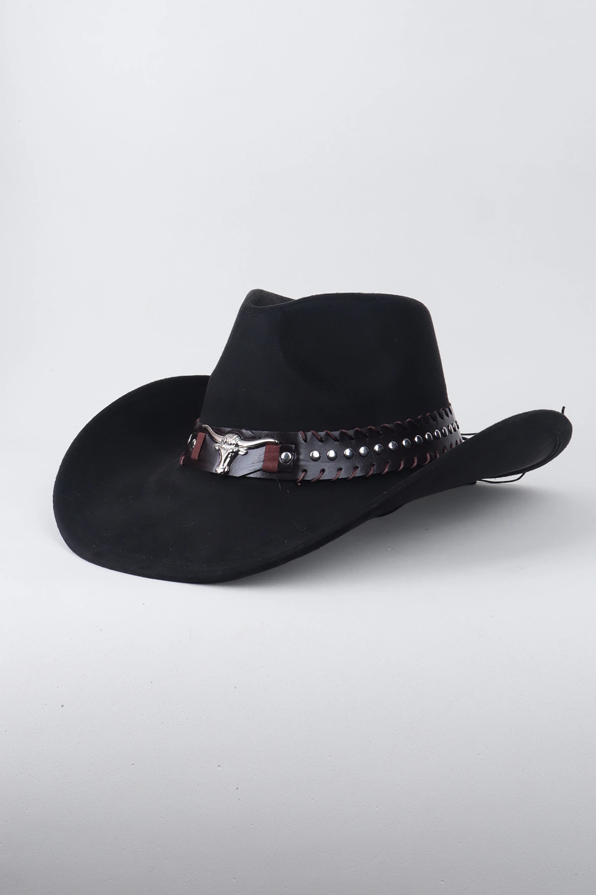 Kovboy Boğa Kemer Detaylı Taş Figürlü Fötr Şapka - Siyah