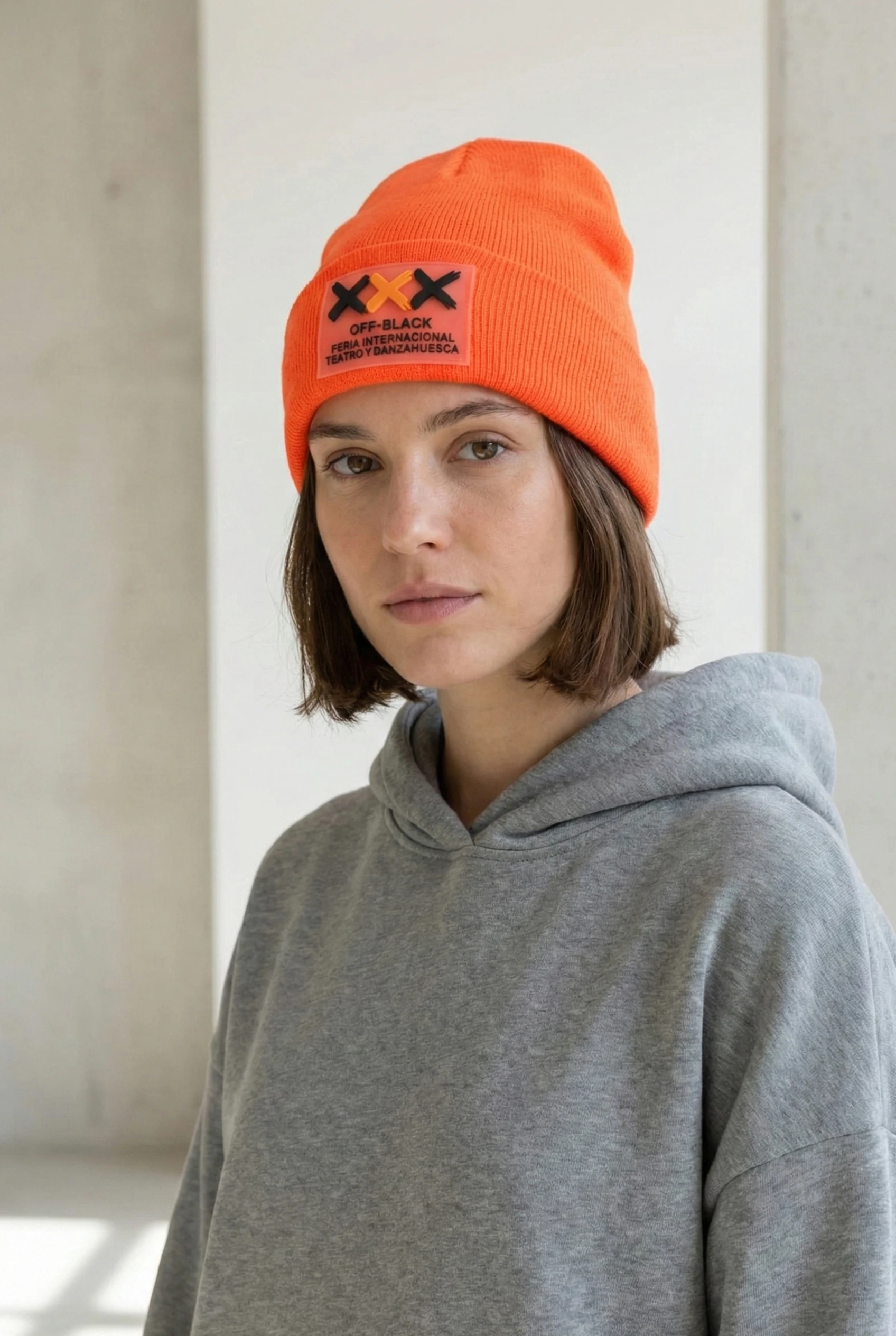 XXX Neon Turuncu Armalı Bere