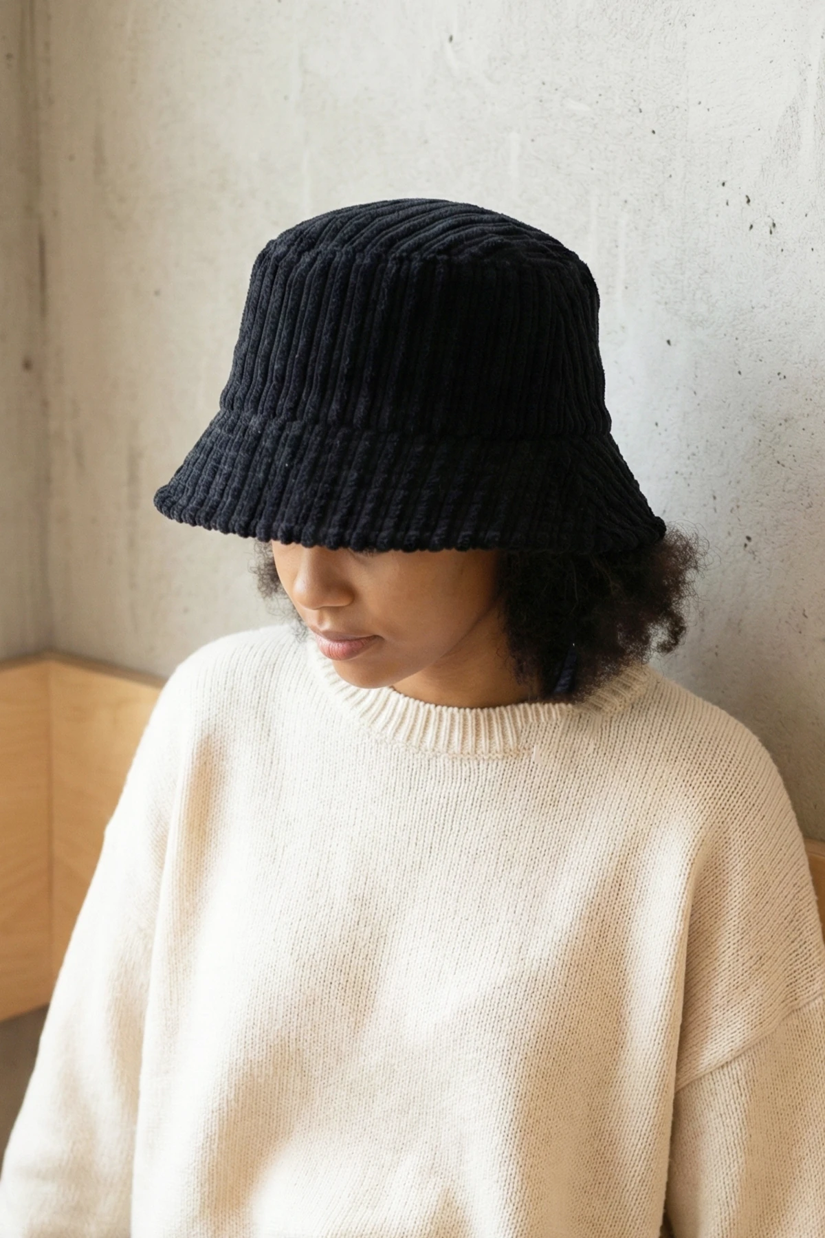 Kadife Siyah Bucket Kova Şapka