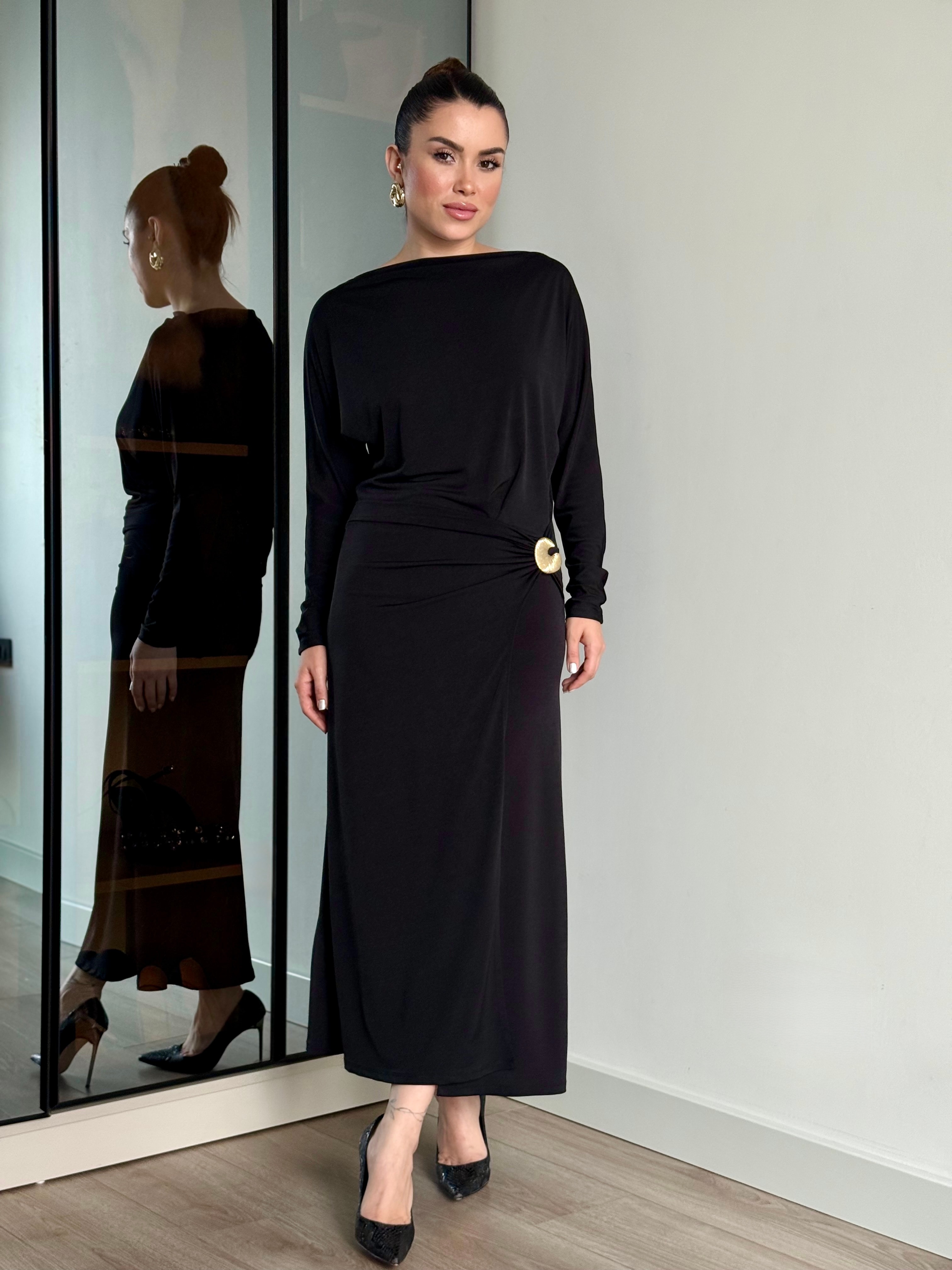 Yarasa Kol Toka Detay Elbise - Siyah