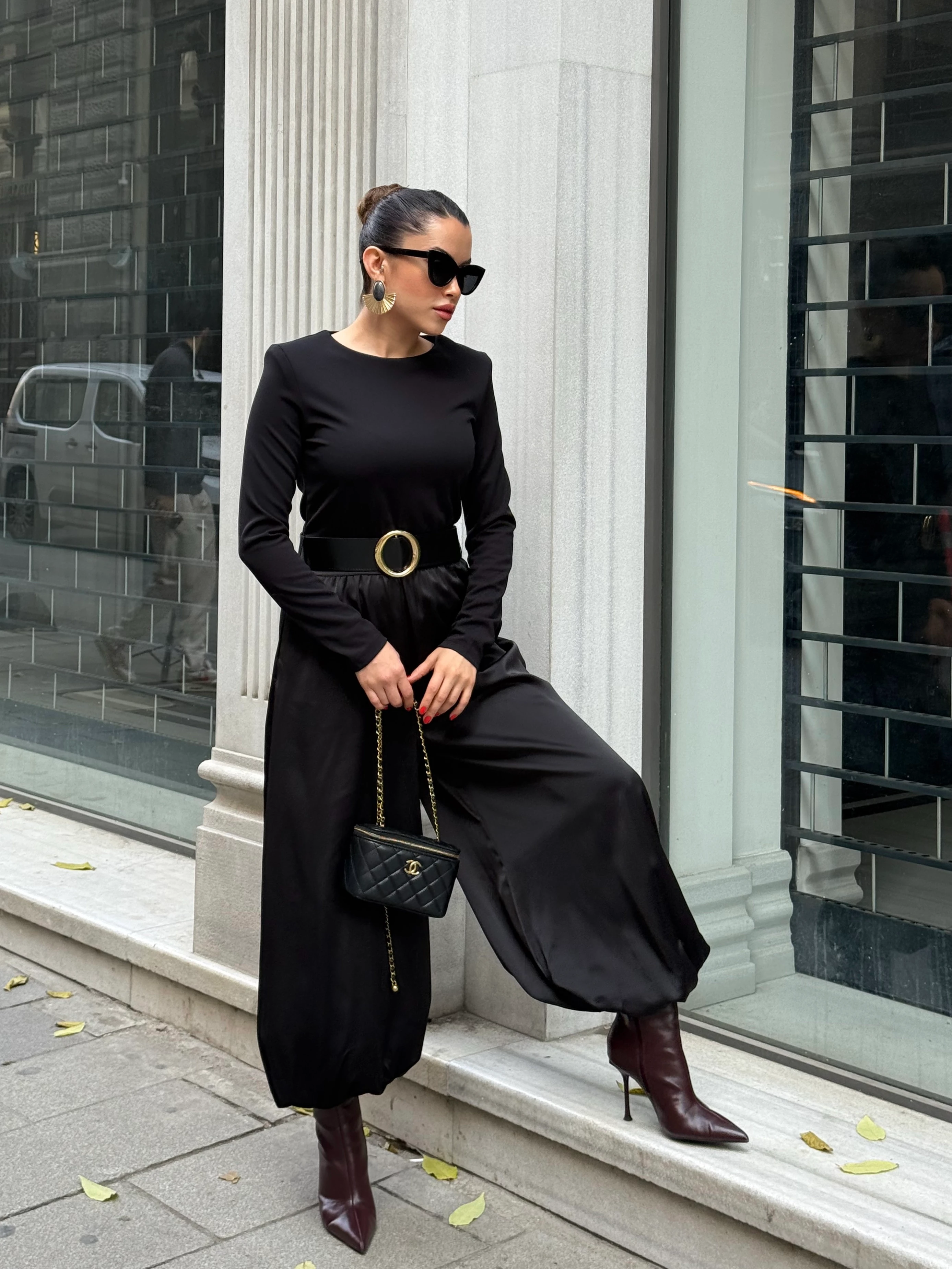 Kemer Detaylı Tulum - Siyah