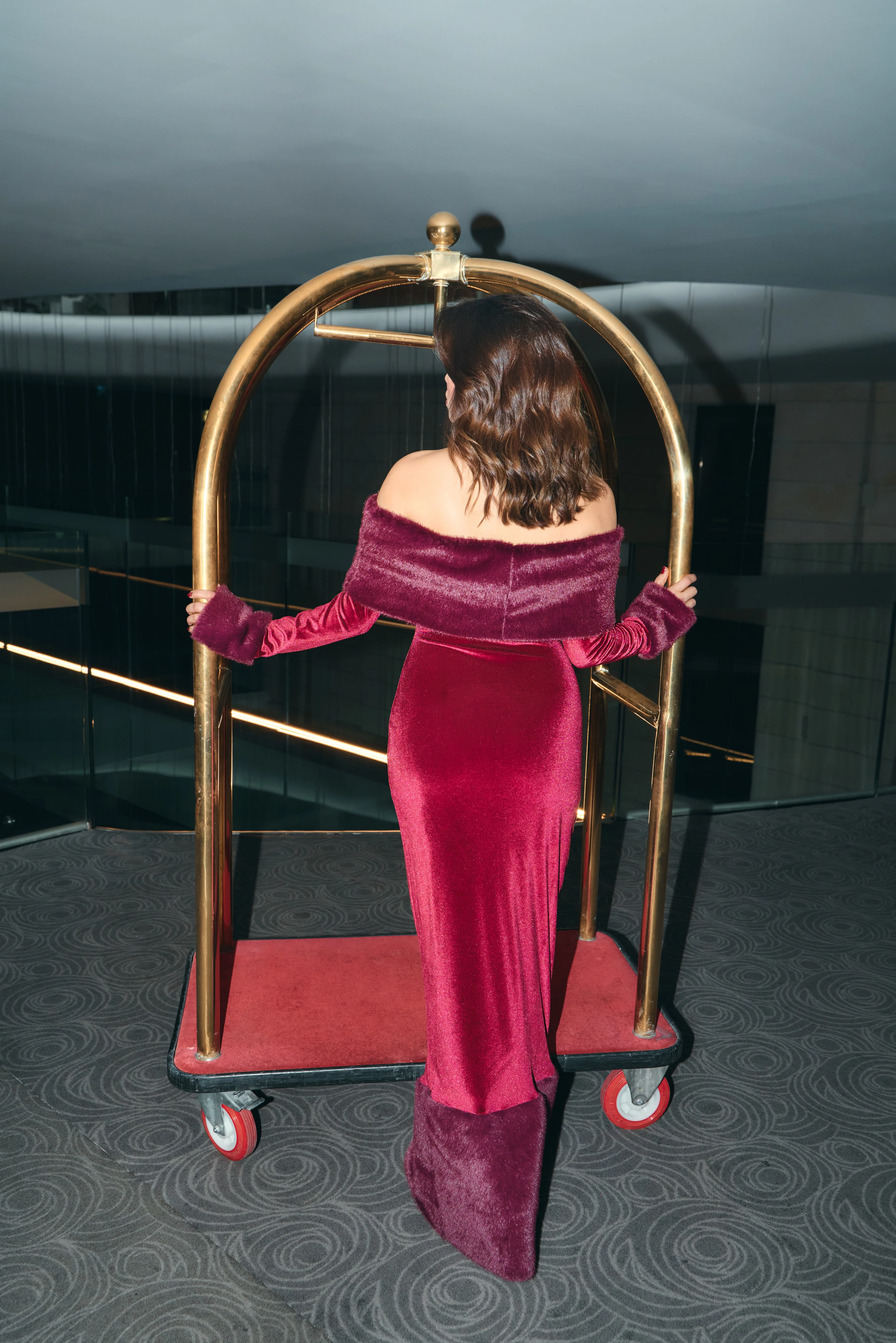 Kadife Kürk Detay Uzun Elbise - Bordo