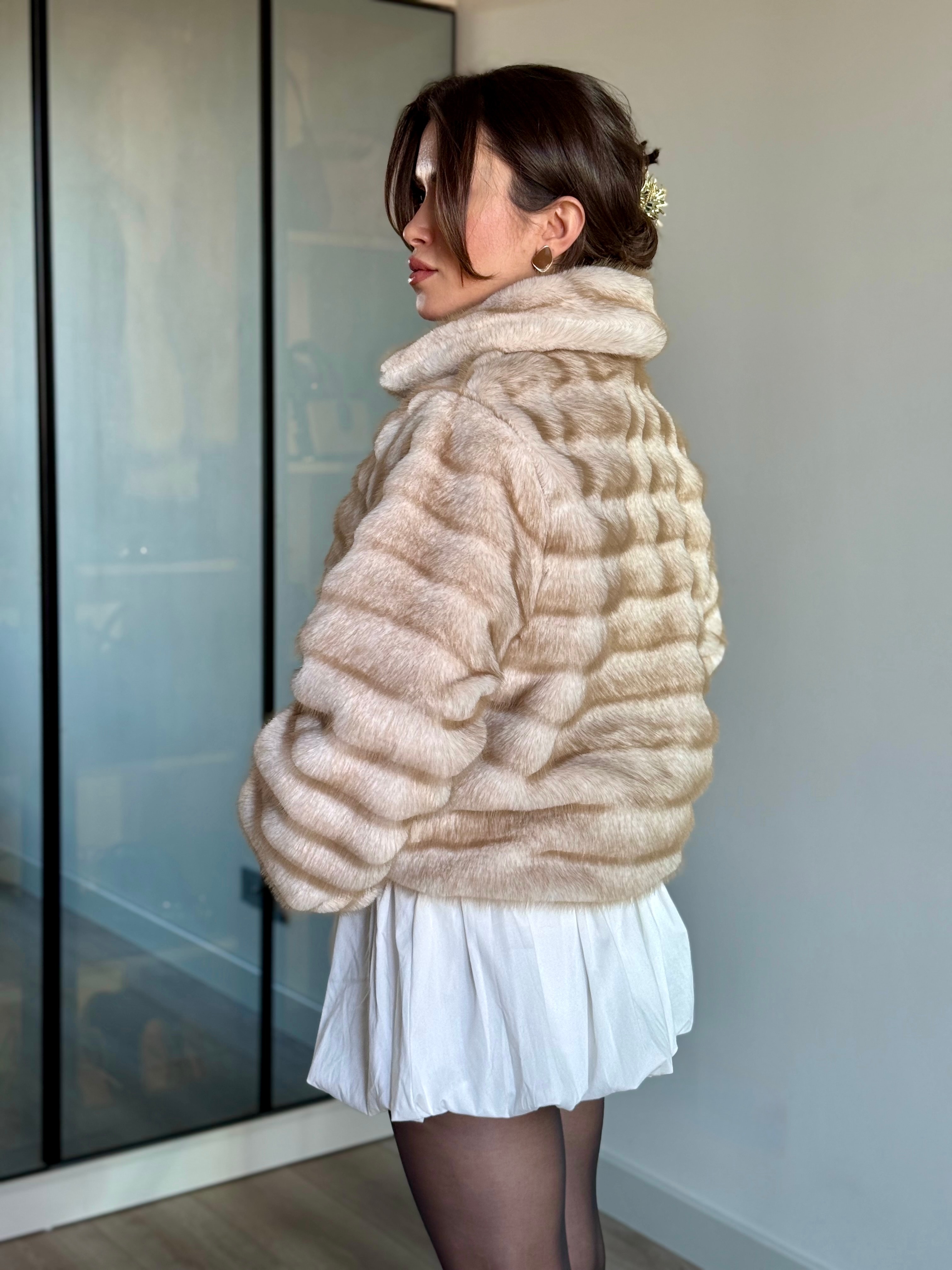 Fermuarlı Suni Kürk Kadın Ceket - Bej