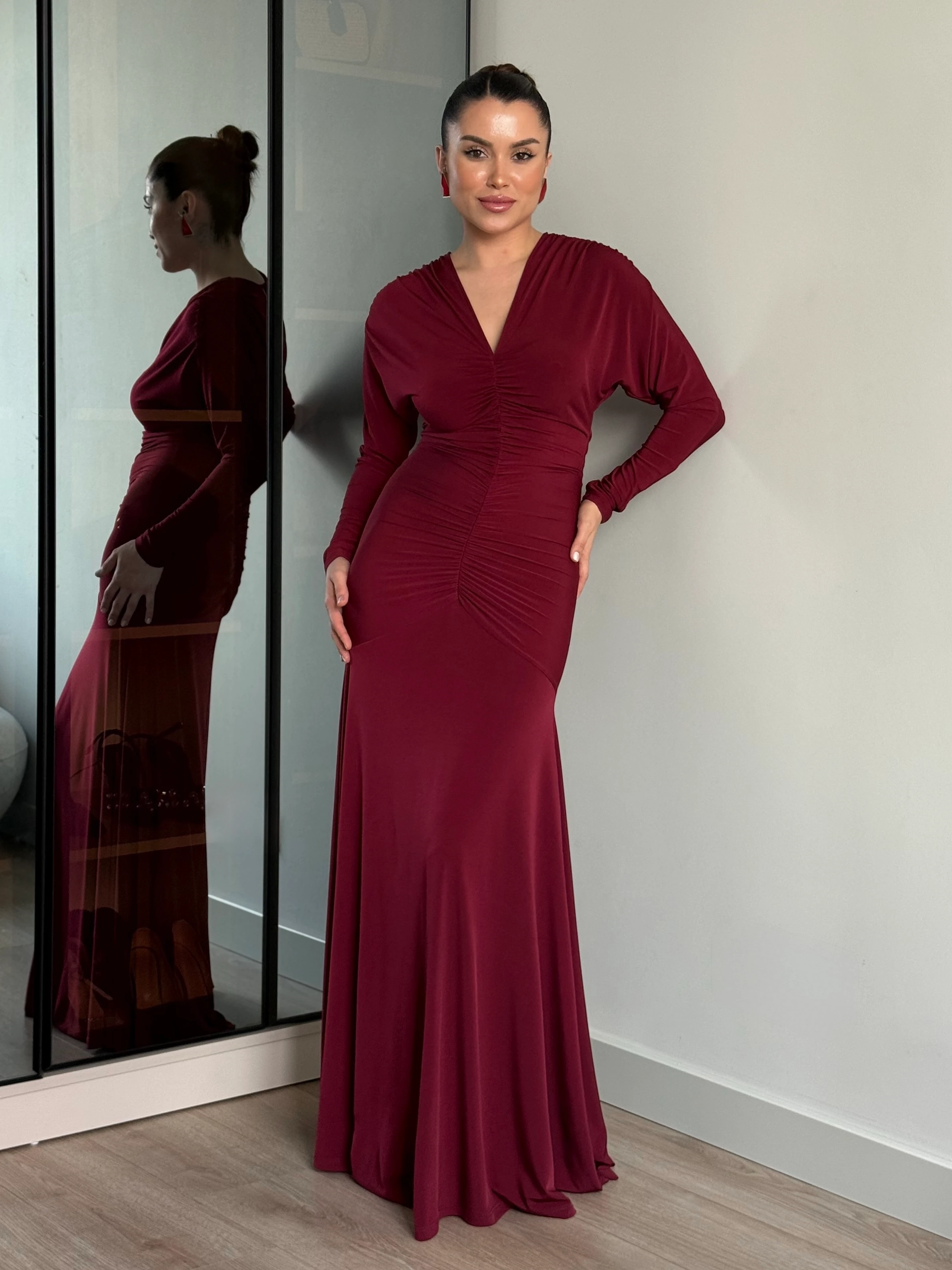 Sırt Bağlama Detay Büzgülü Elbise - Bordo