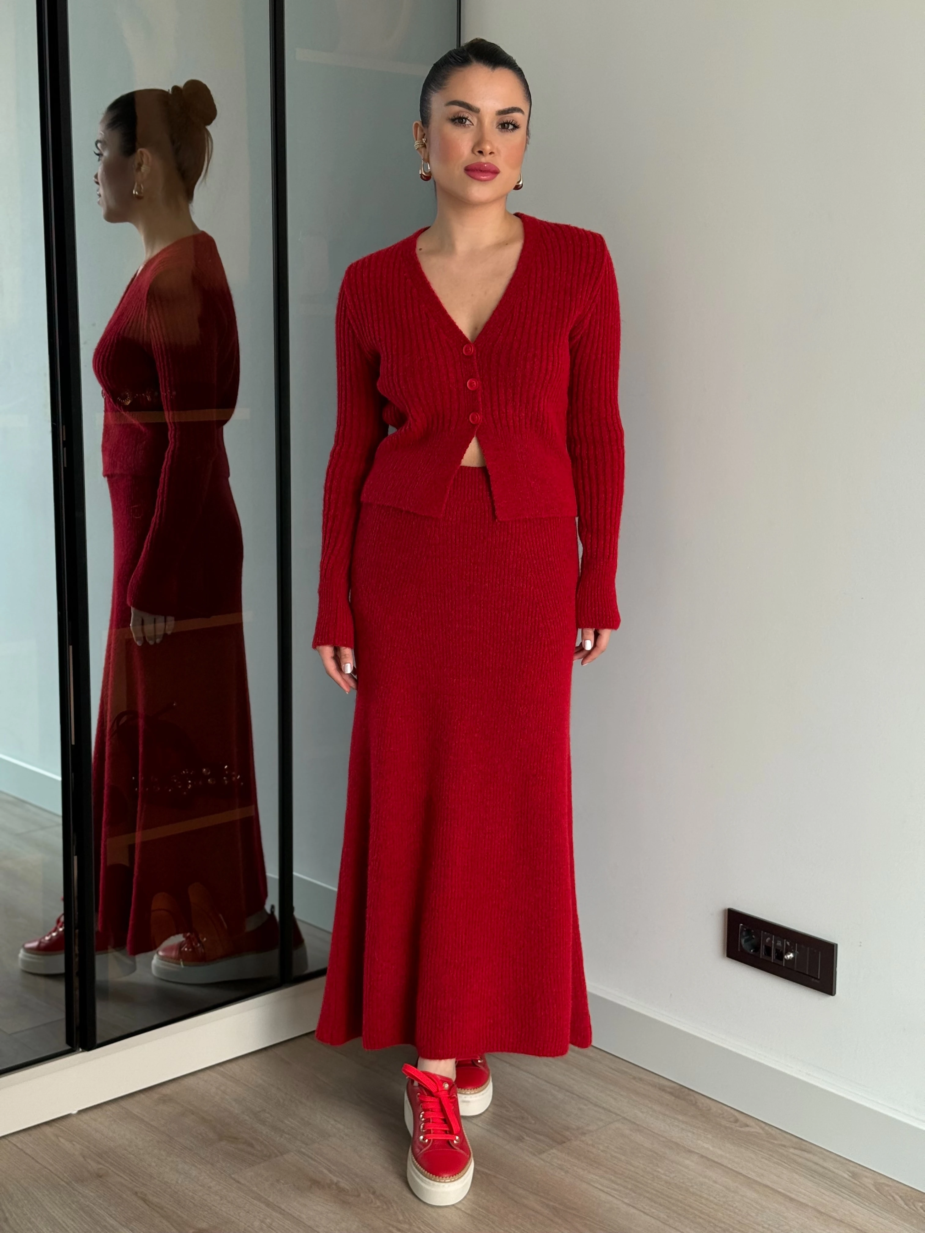 Triko Etek-Buz Takım - Kırmızı