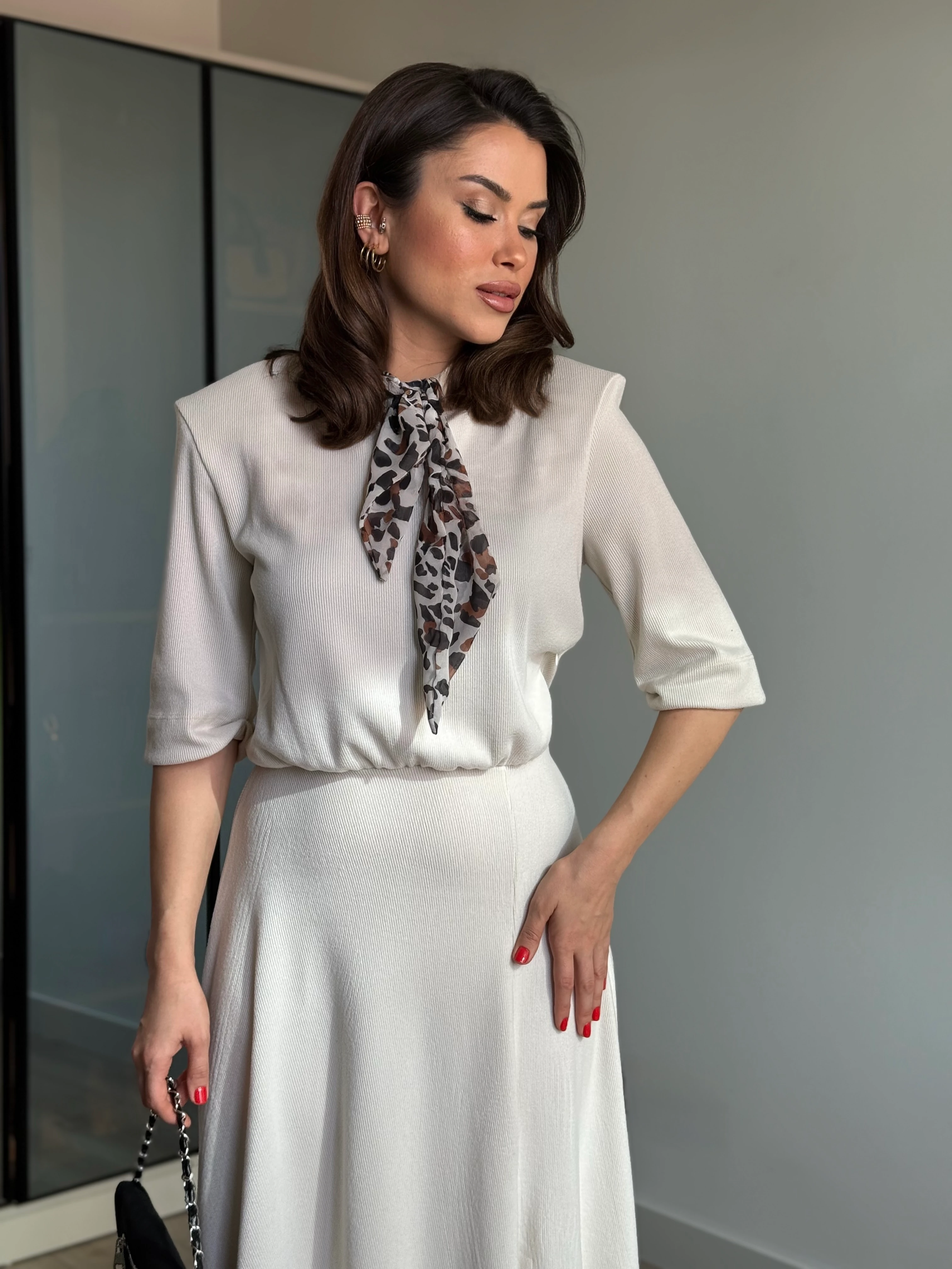 KURDELE DETAY YANDAN FERMUARLI ELBİSE - beyaz