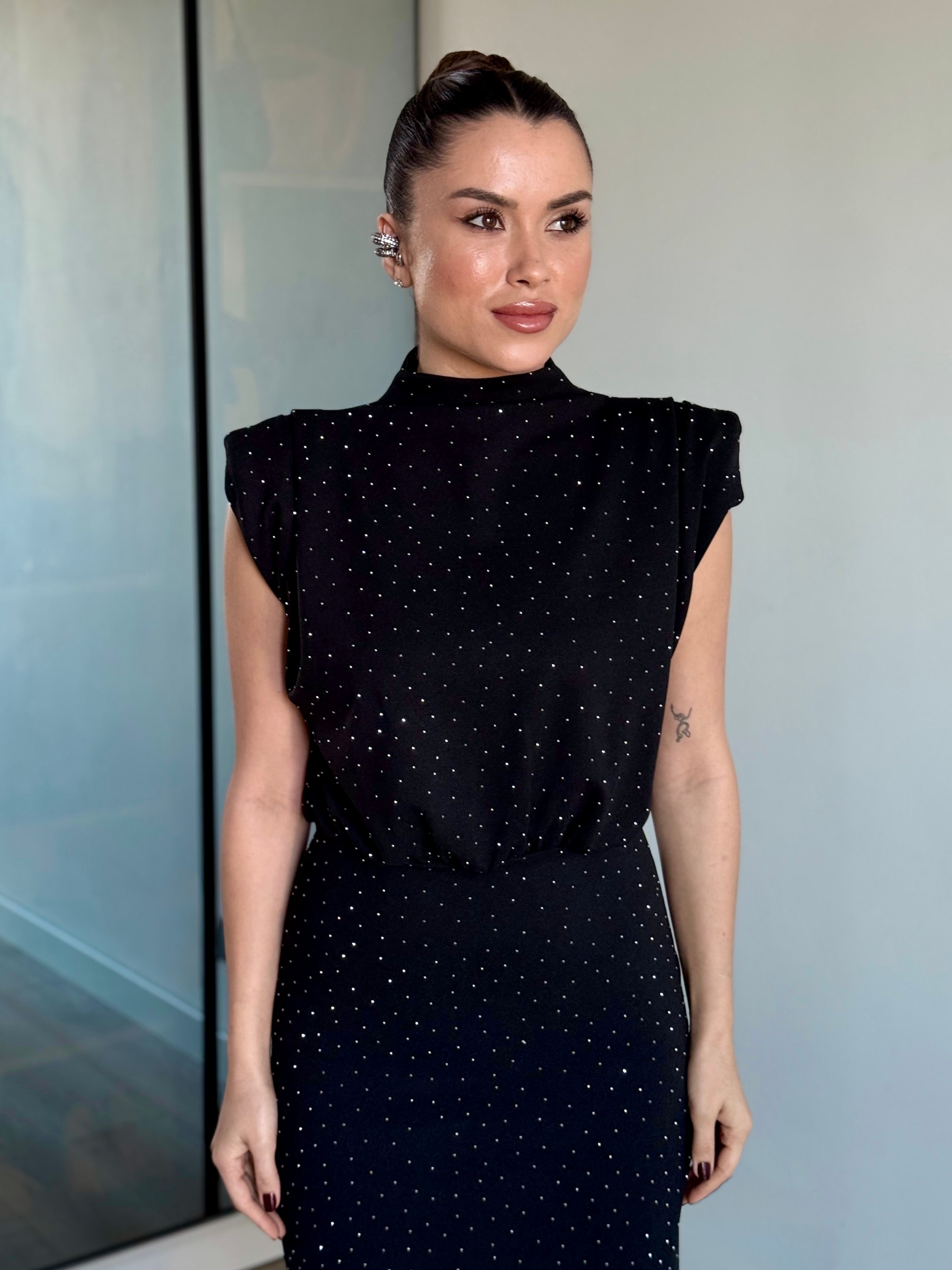 Vatkalı Taş Elbise