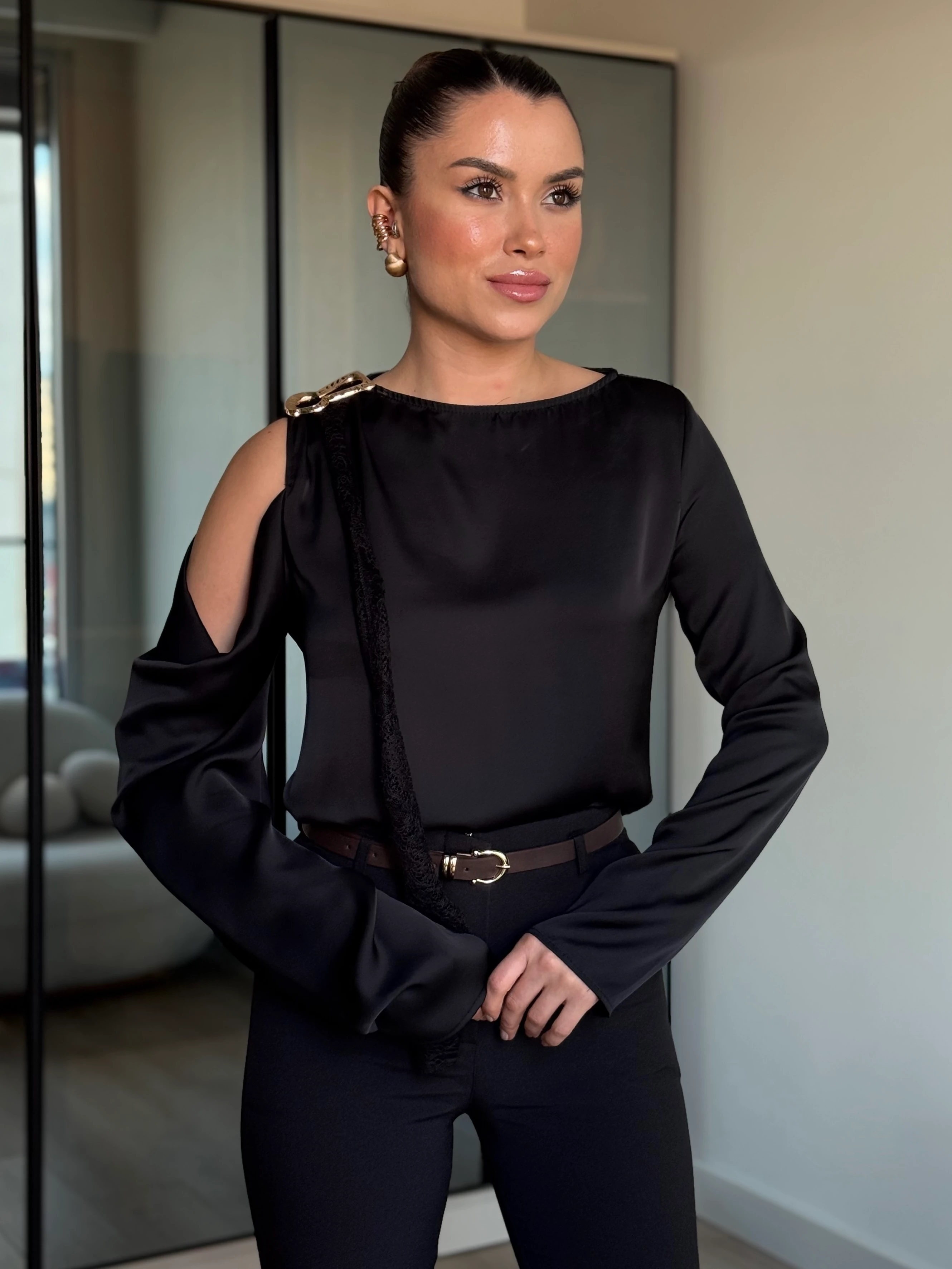 Saten Tokalı Gömlek