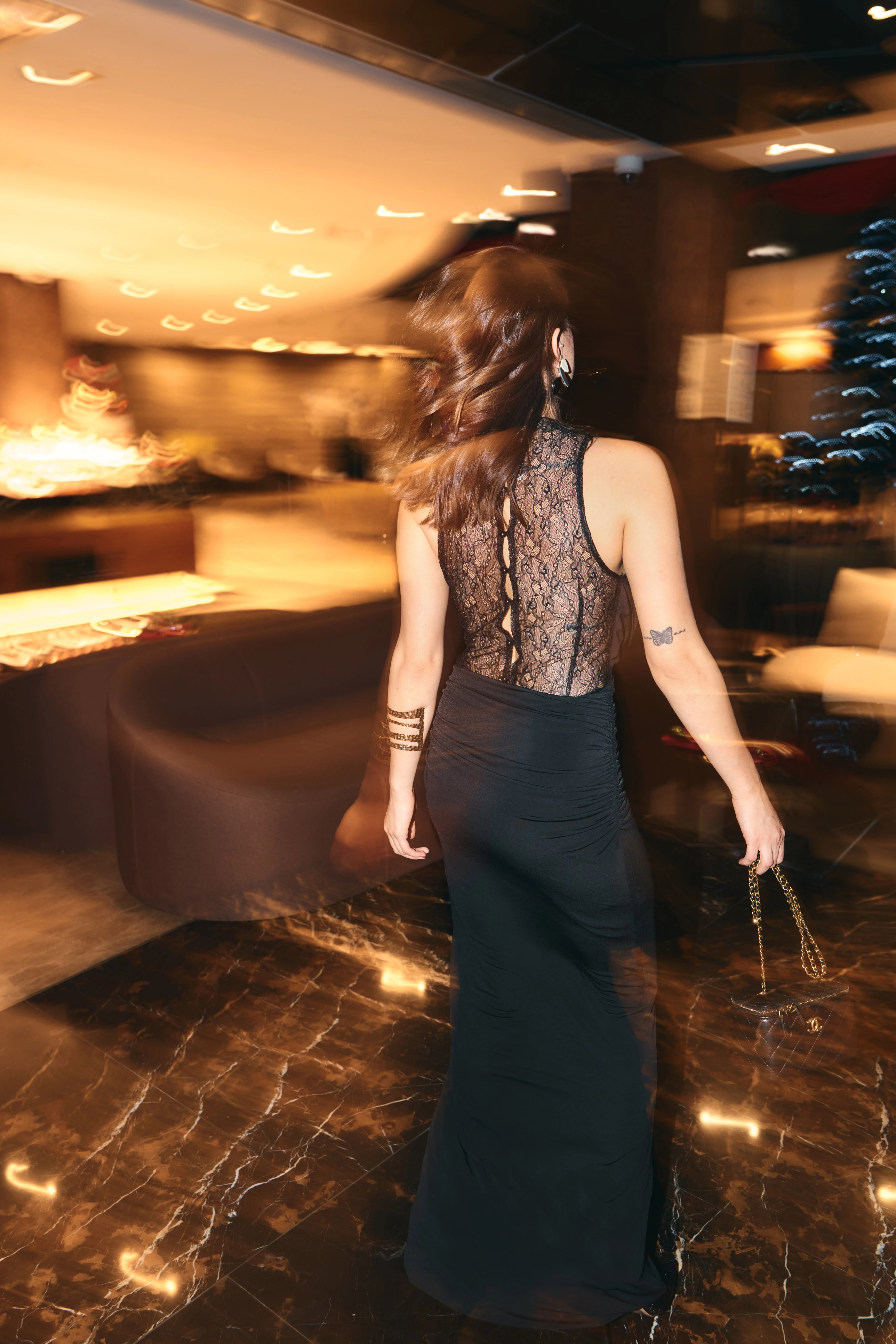 Dantel Sırt Dekolte Elbise