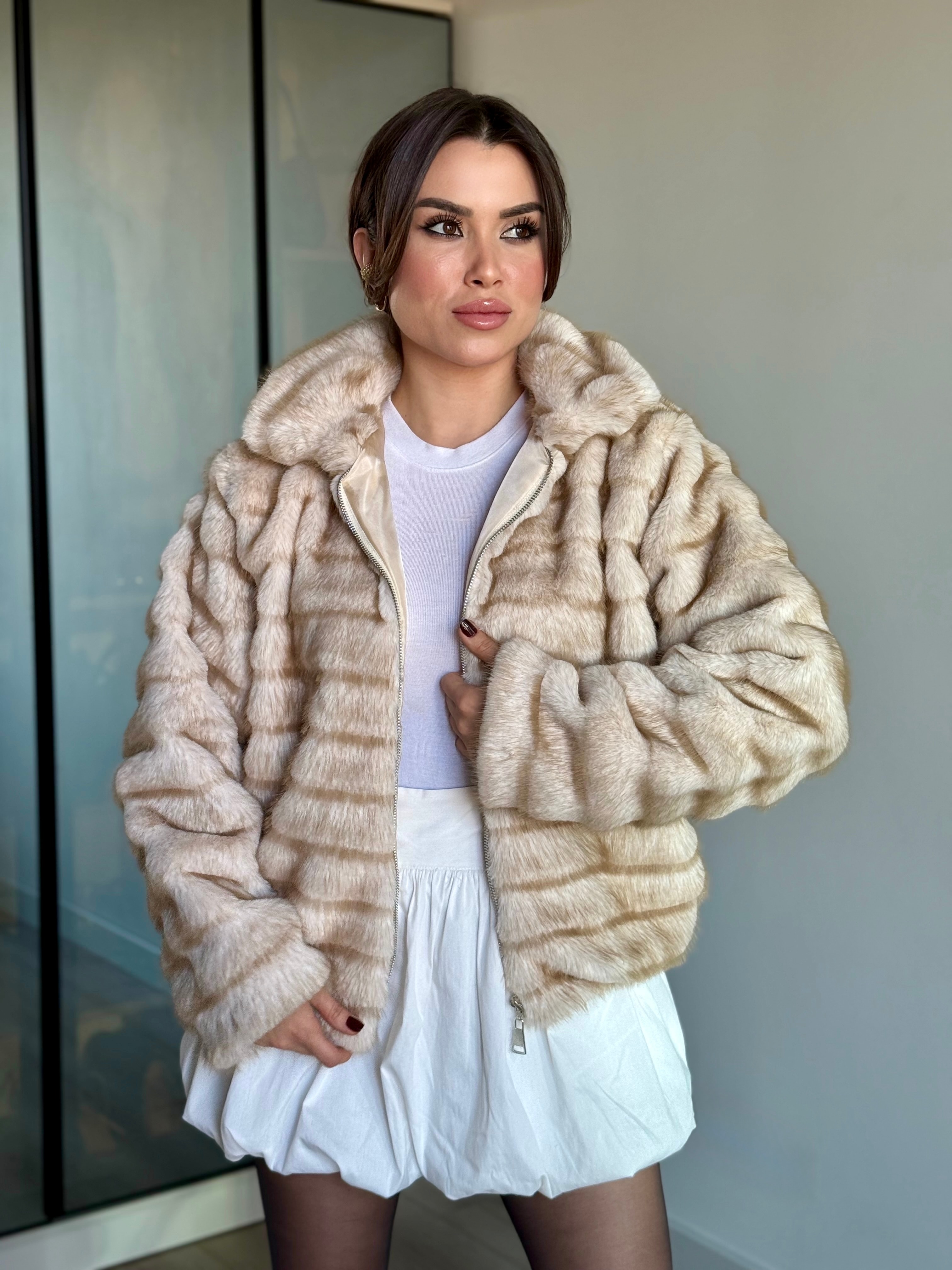 Fermuarlı Suni Kürk Kadın Ceket - Bej