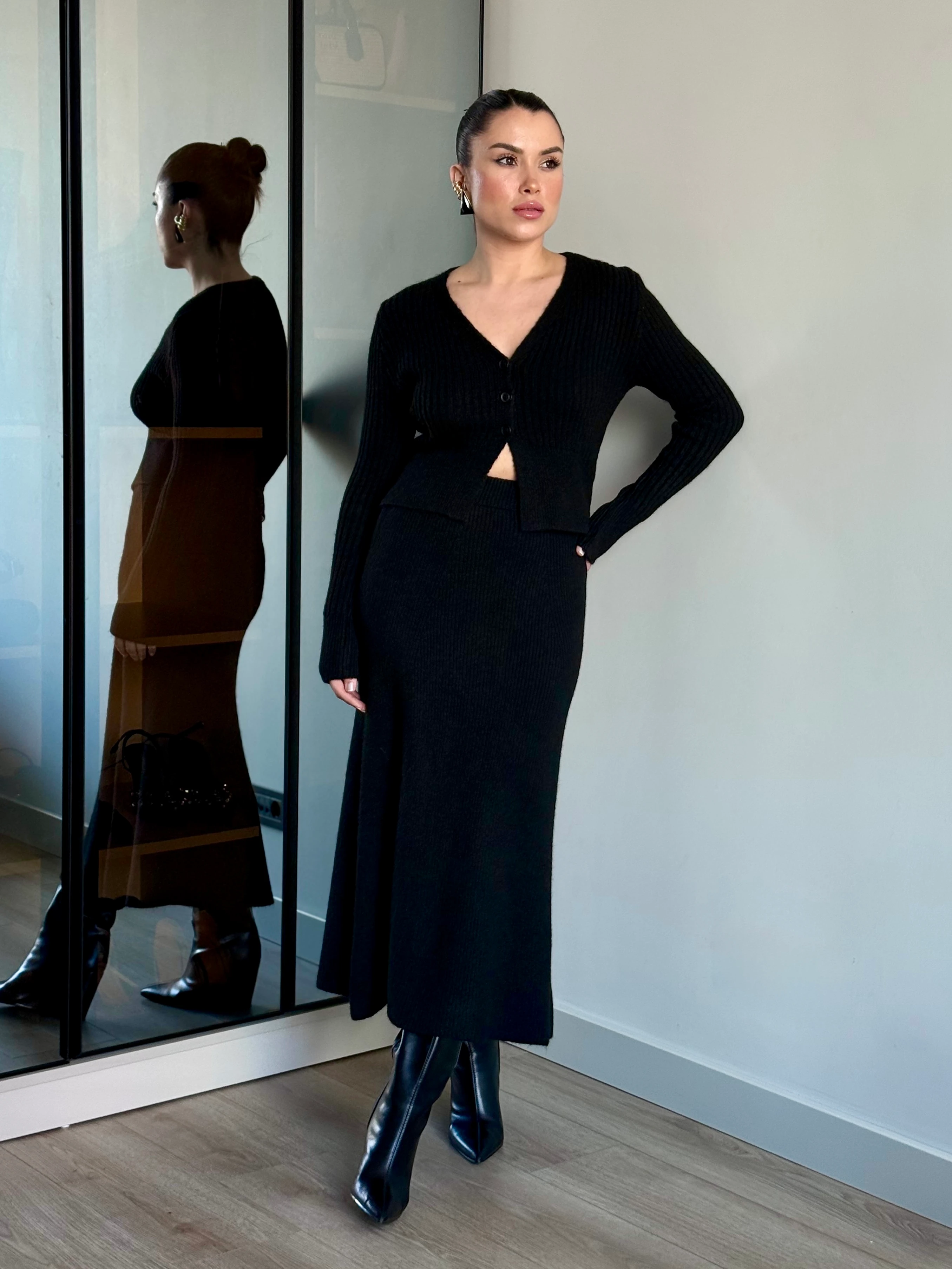 Triko Etek-Buz Takım - Siyah