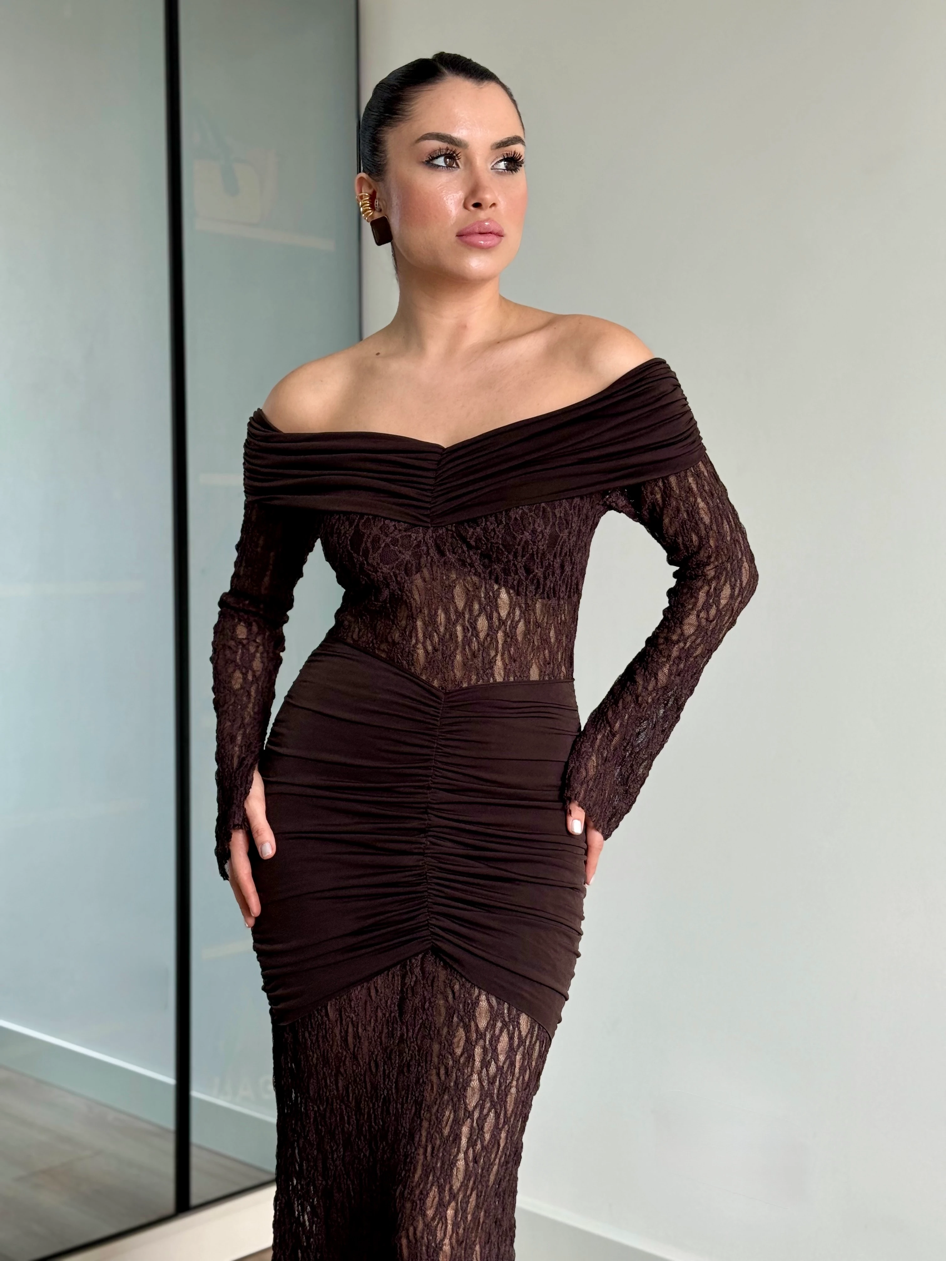 Dantel Detay Madonna Yaka Elbise - kahverengi