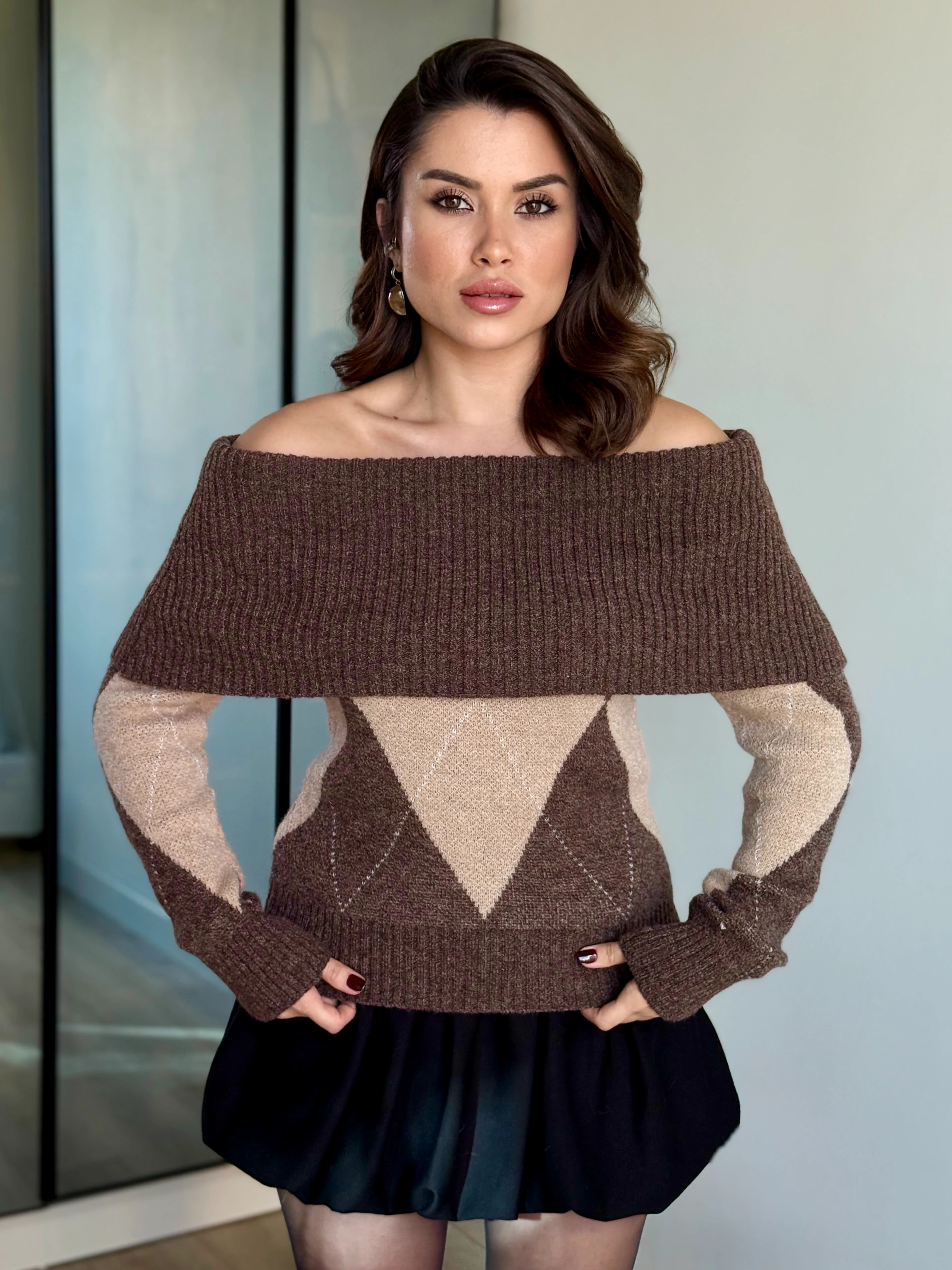 Madonna Yaka Triko Kazak