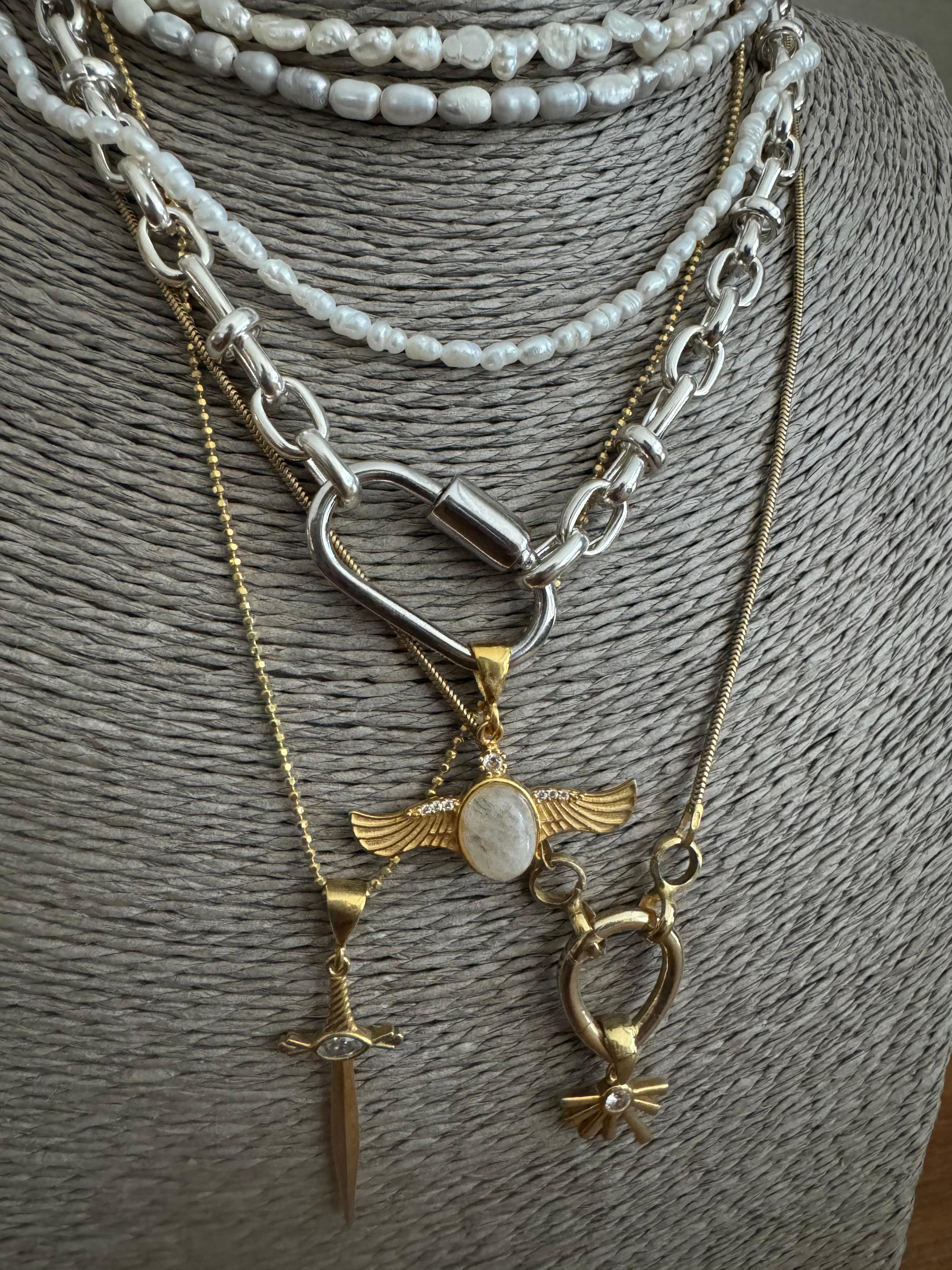 Chain No#9 with Wing Charm 