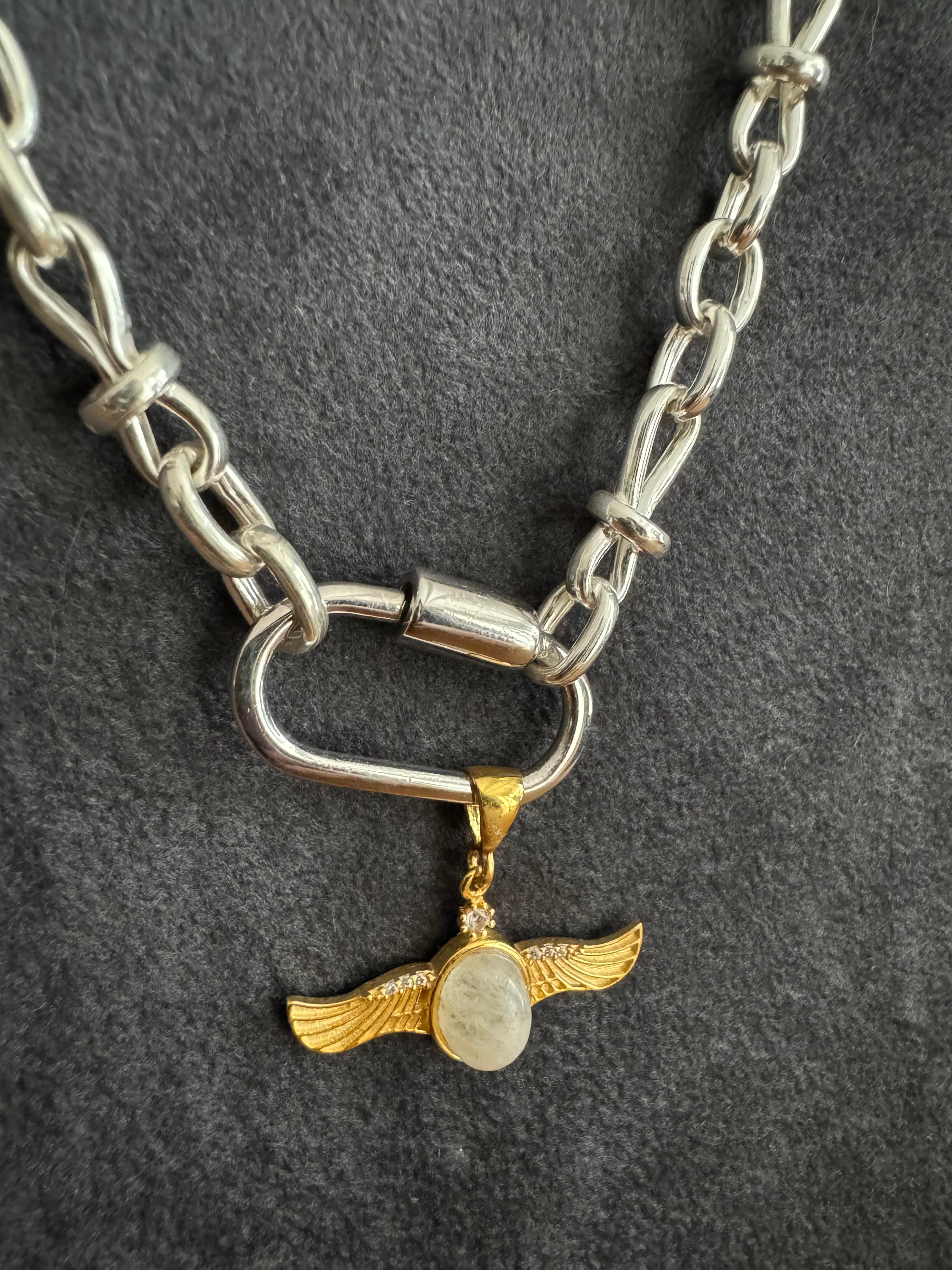 Chain No#9 with Wing Charm 