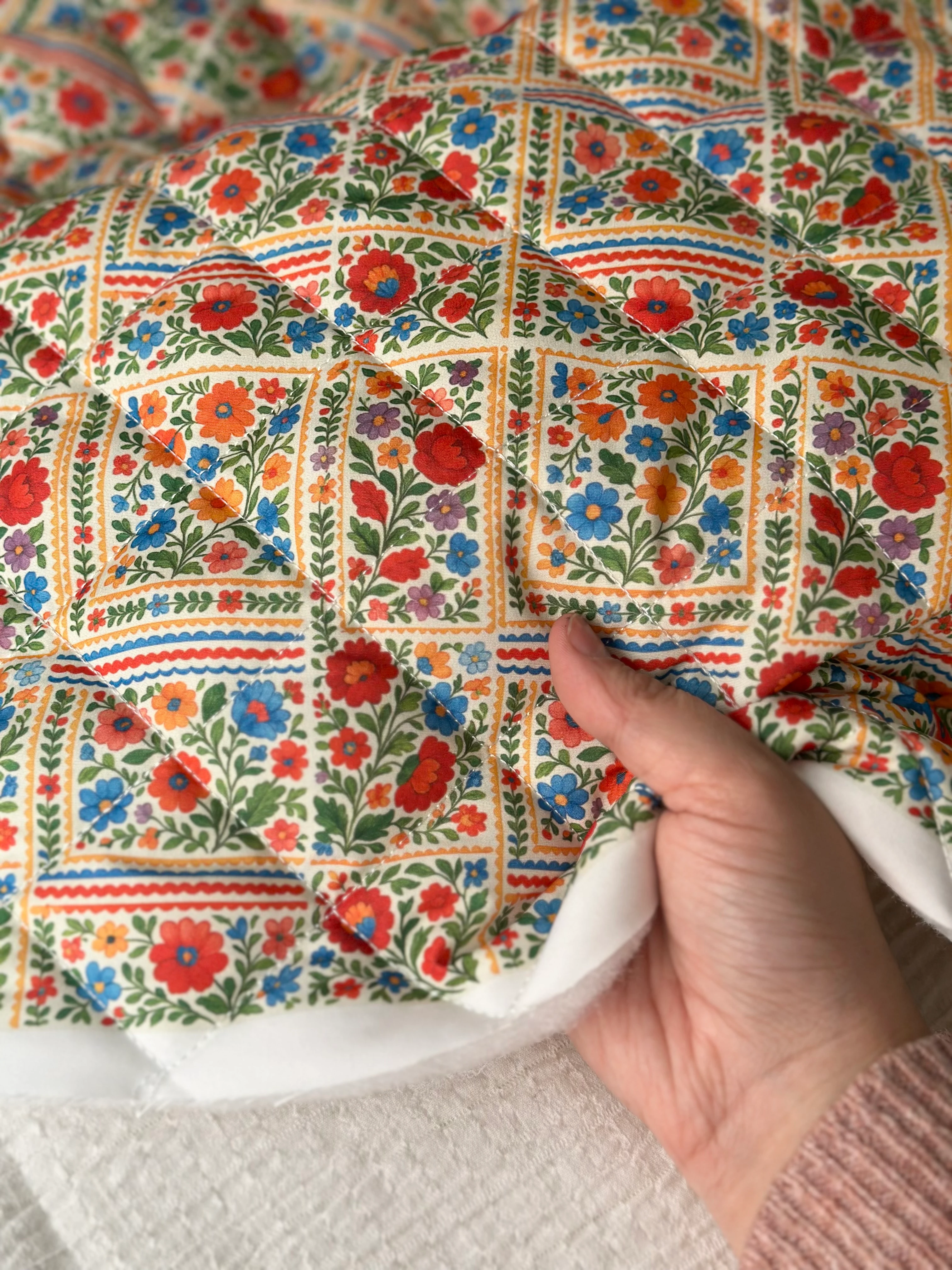 *Hemen teslim* Renkli rüya su geçirmez kapitone 160cm