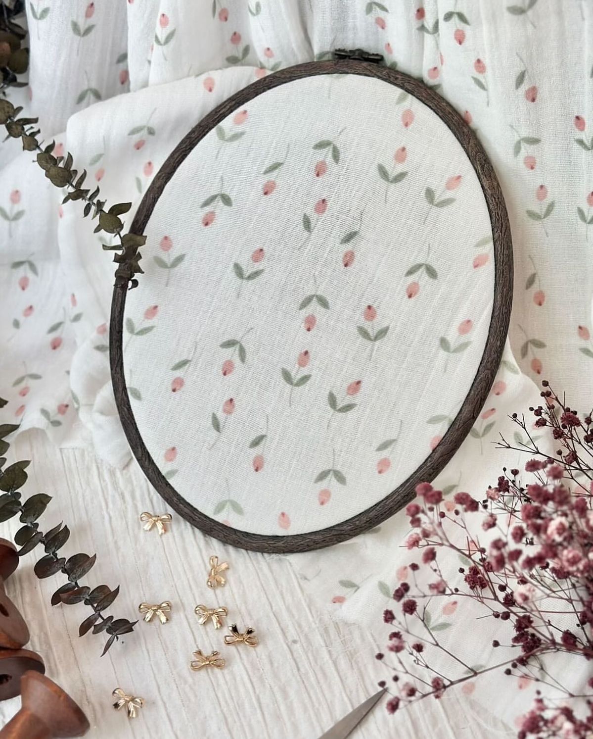 Çıtır lale desenli çift kat pamuk müslin eni 140cm
