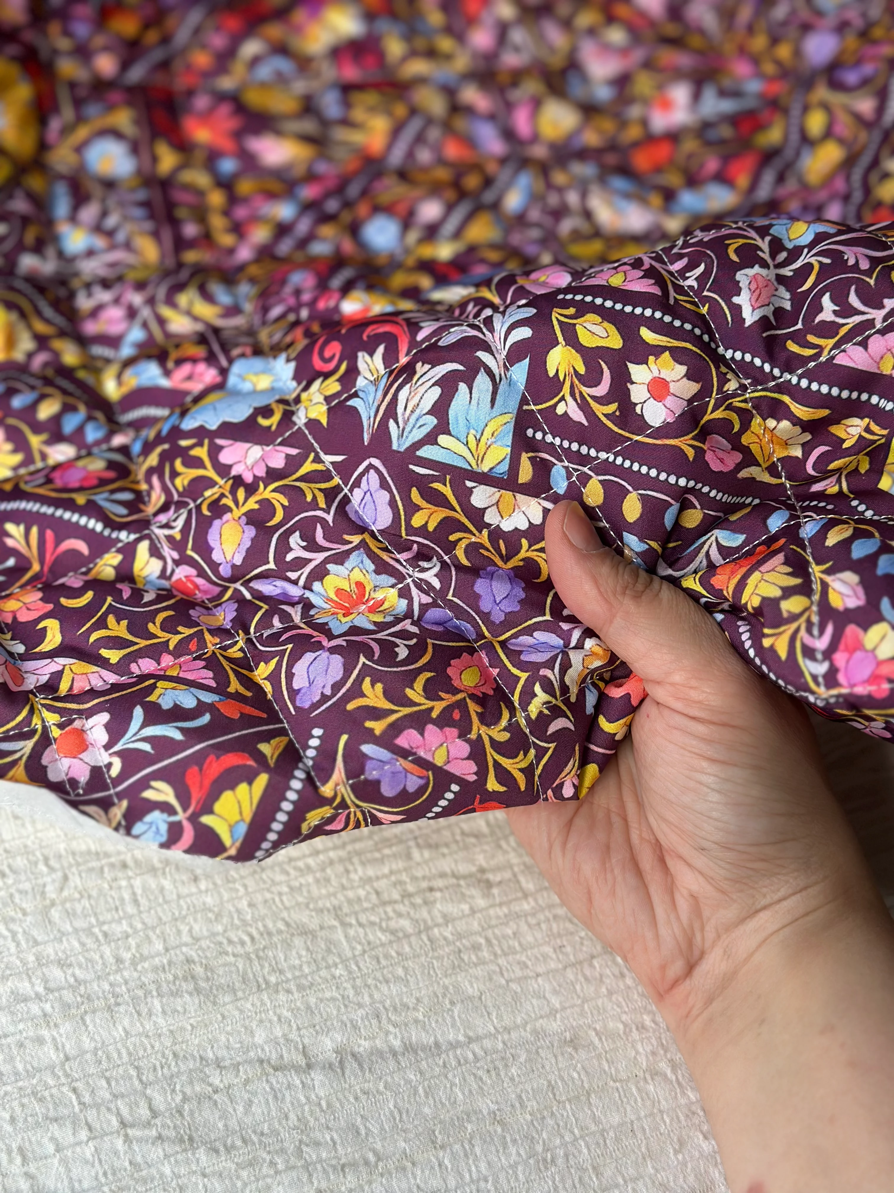 Kraliyet bahçesi su geçirmez kapitone 150cm