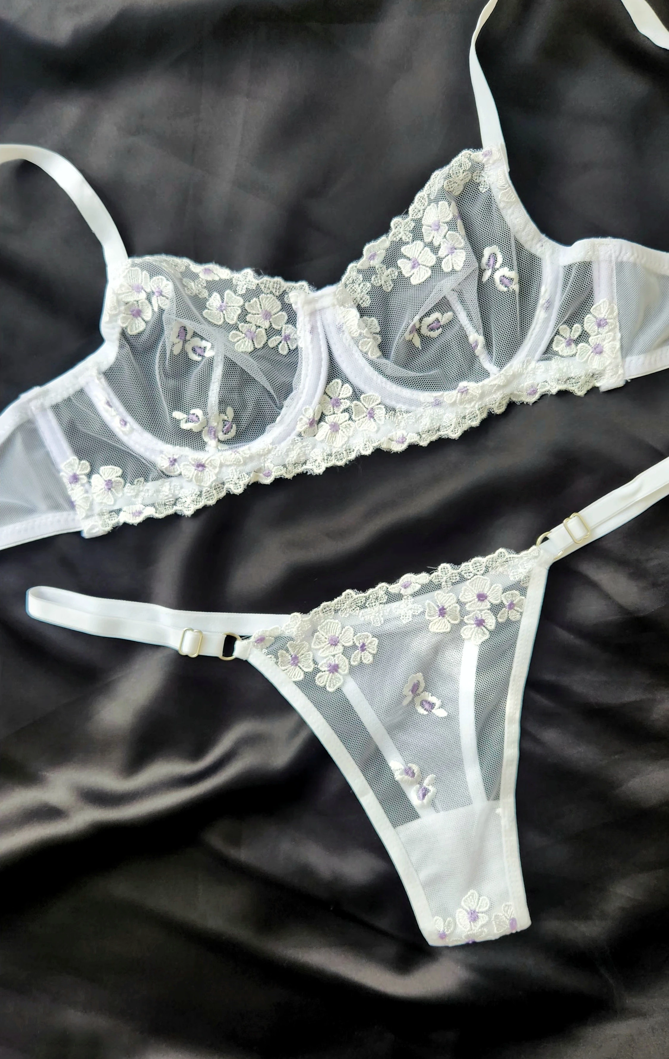 Adel Beyaz Bralet Takım main variant image