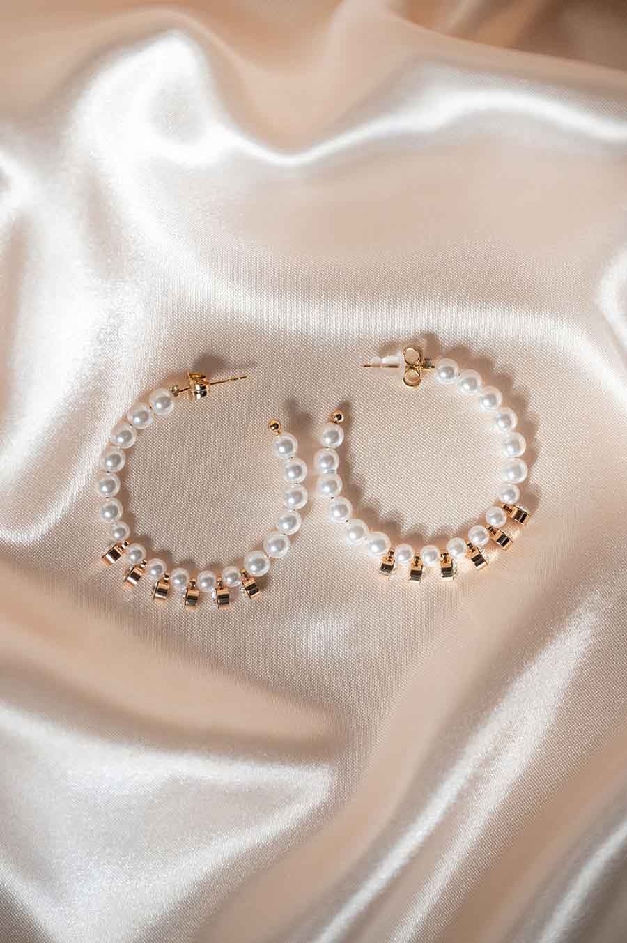 Pearl Loop