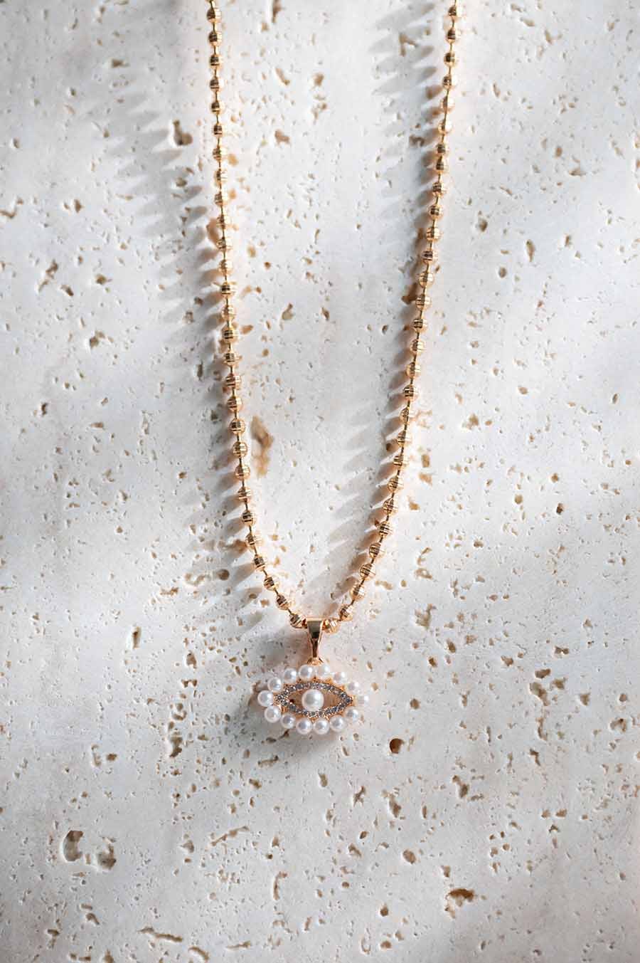 Pearl Gaze