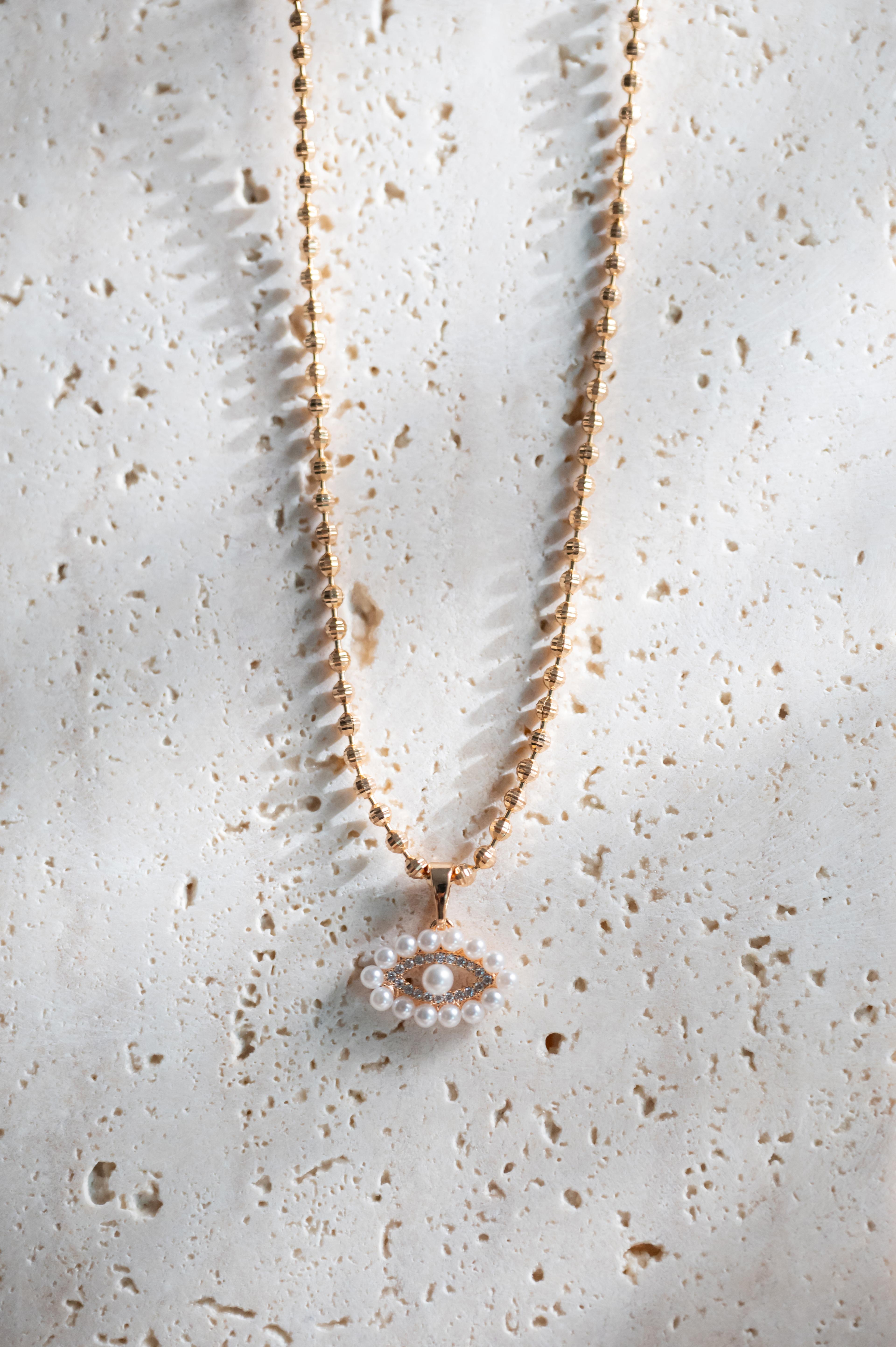 Pearl Gaze