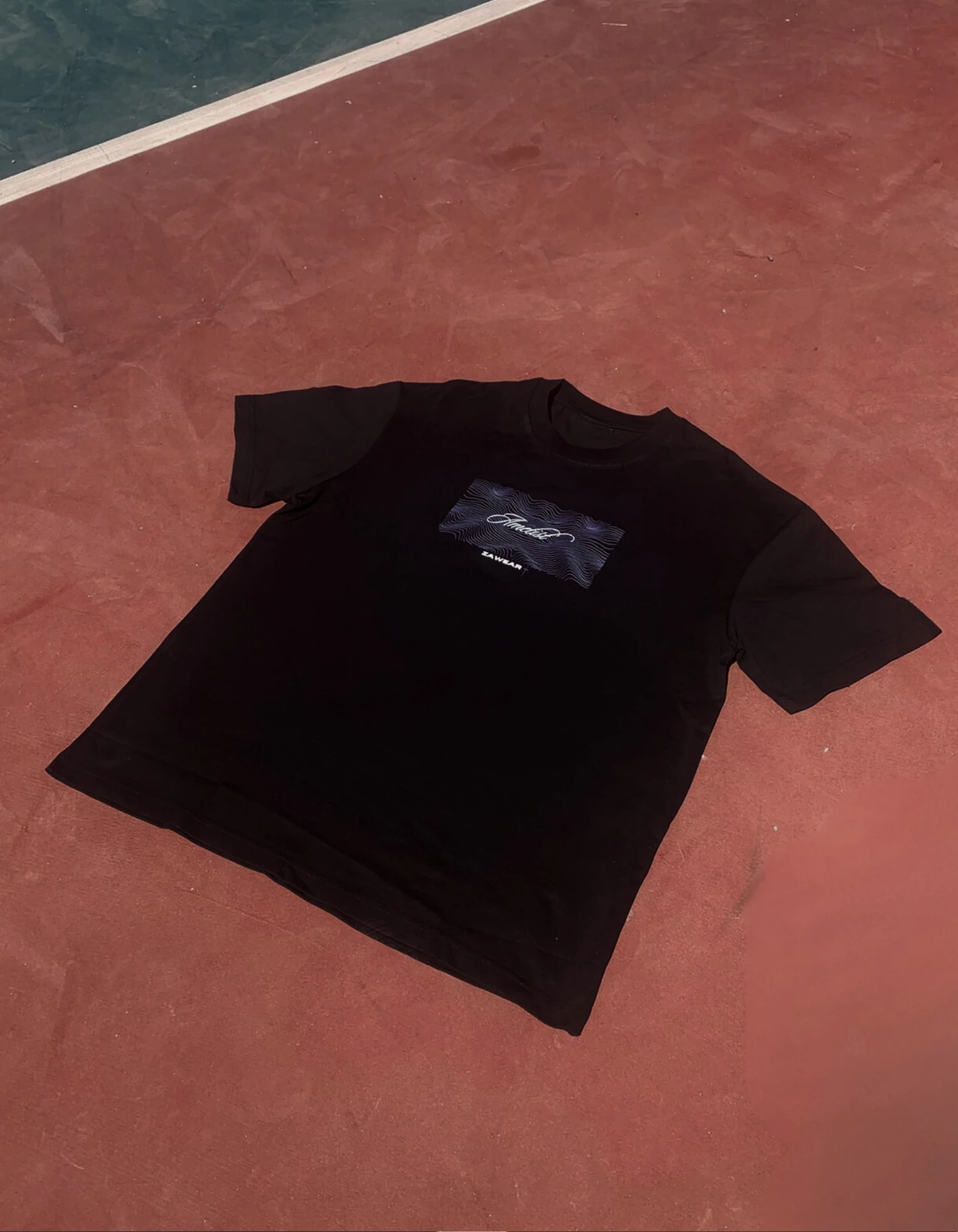 'AMETIST' WAVES TEE BLACK