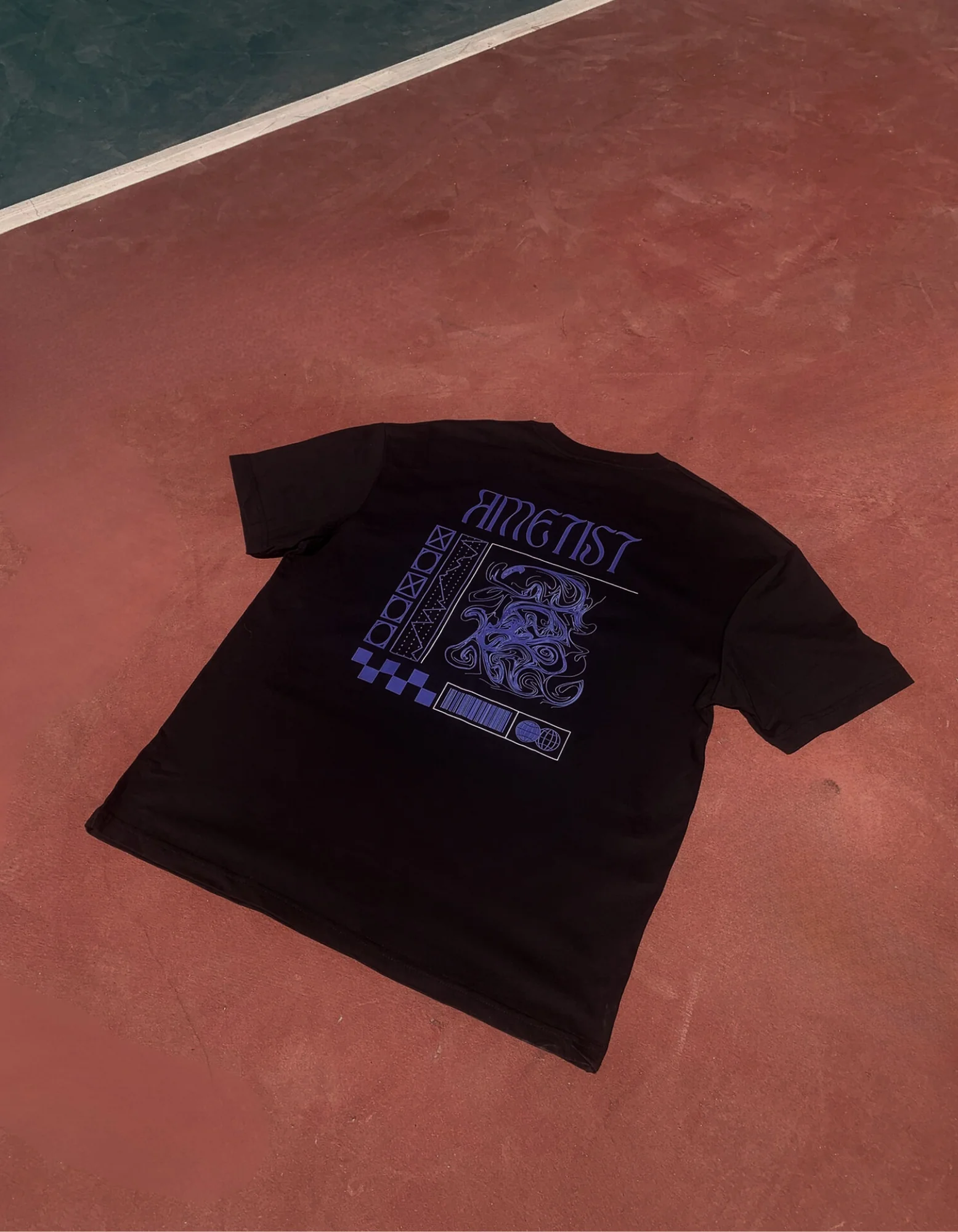 'AMETIST' RITUAL TEE BLACK