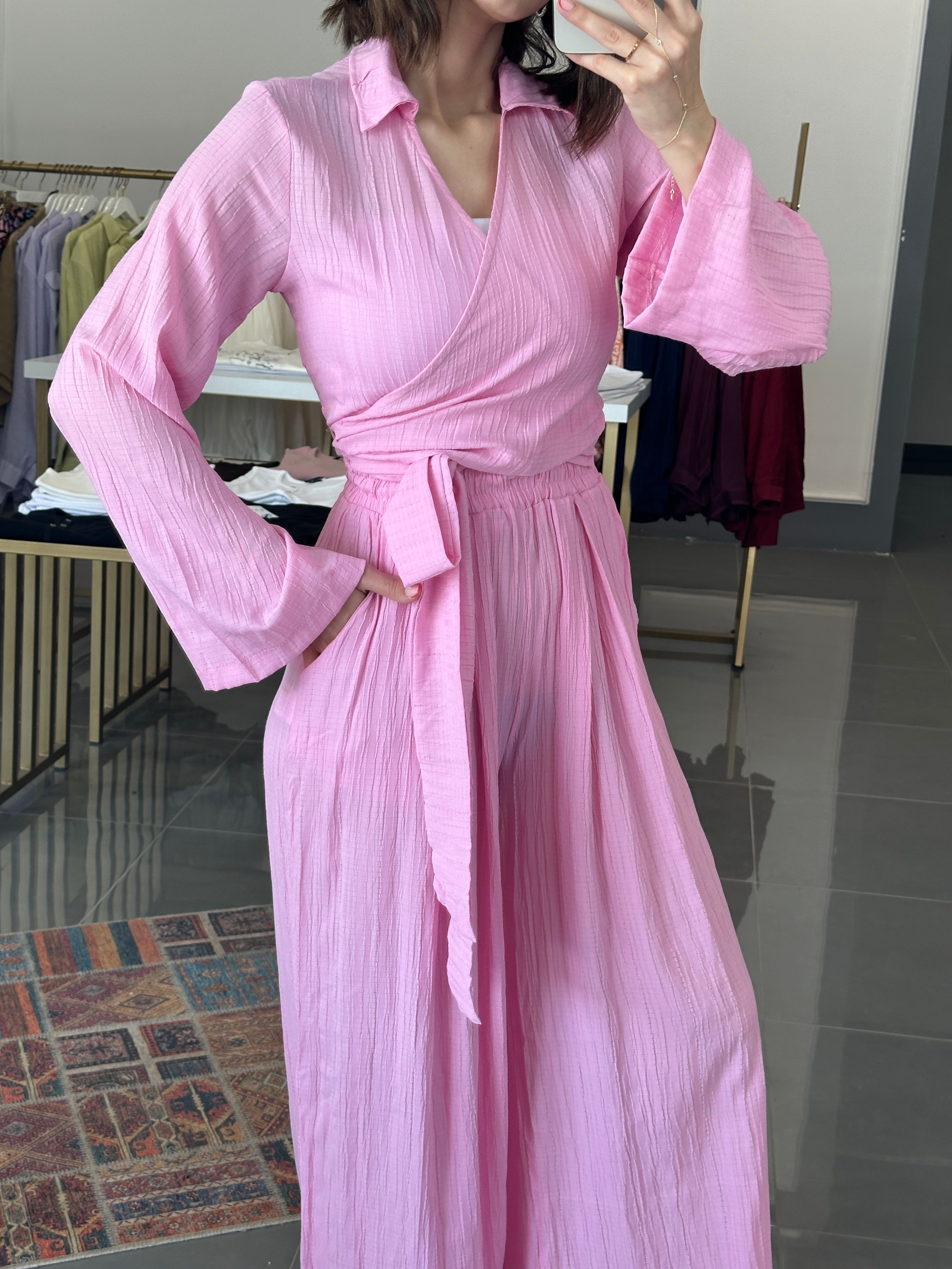 Gofre Kumaş Tasarım Takım Pembe 