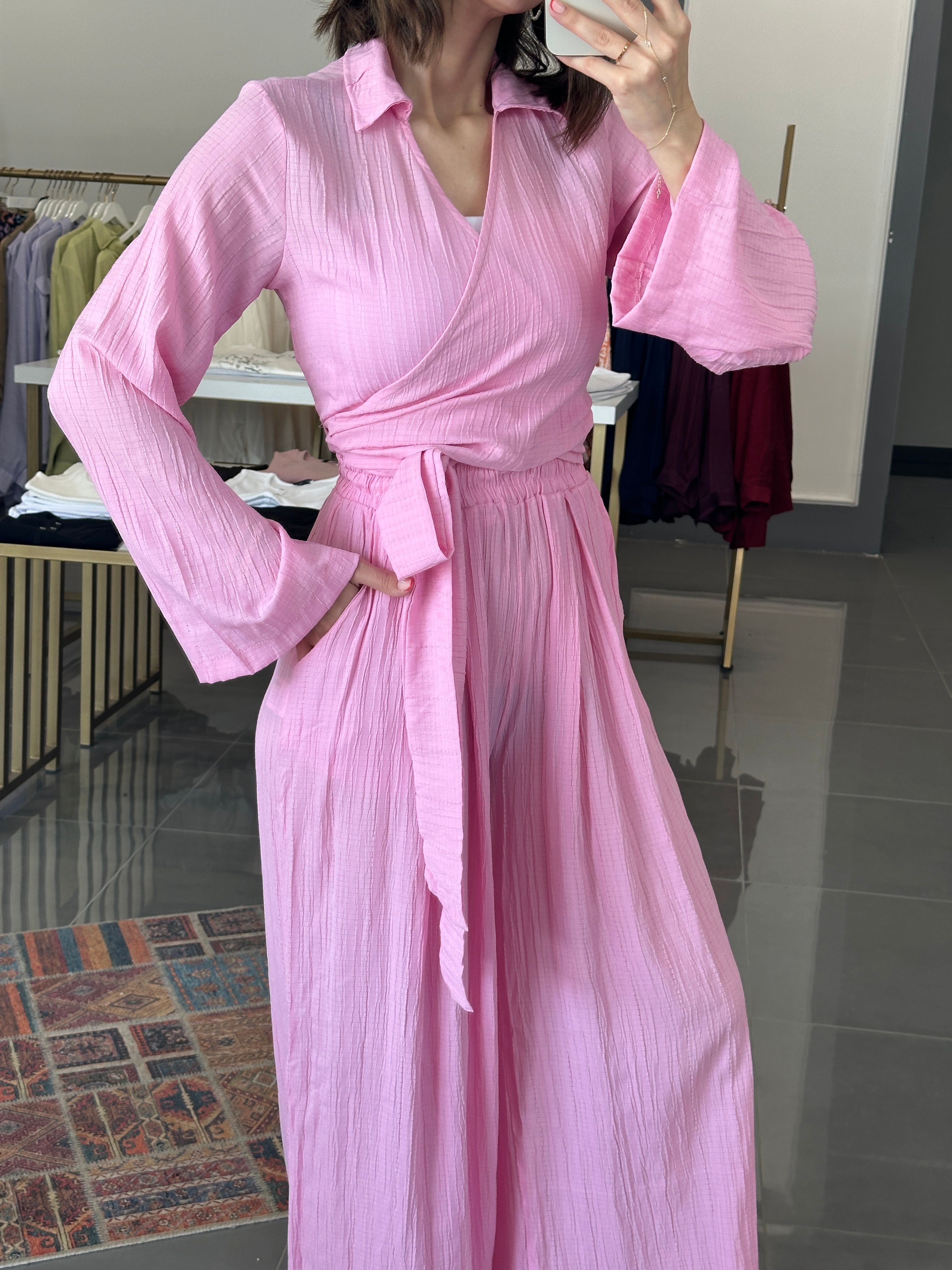 Gofre Kumaş Tasarım Takım Pembe 