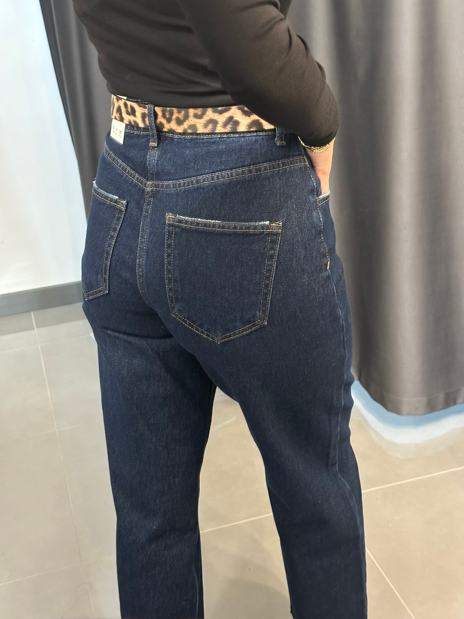 Premium Denim Mom Fit Jean