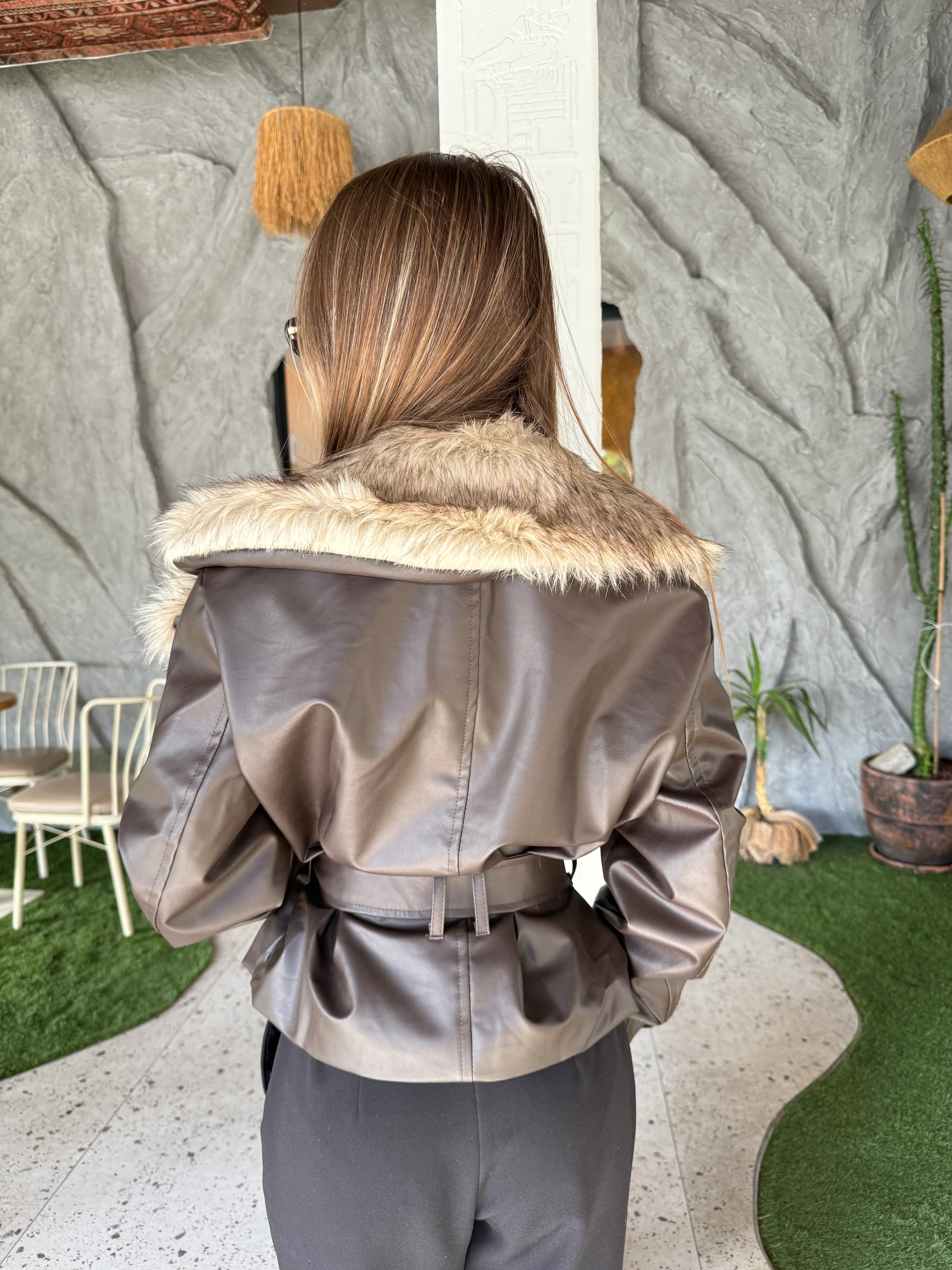 Özel Üretim Kürklü Deri Ceket 