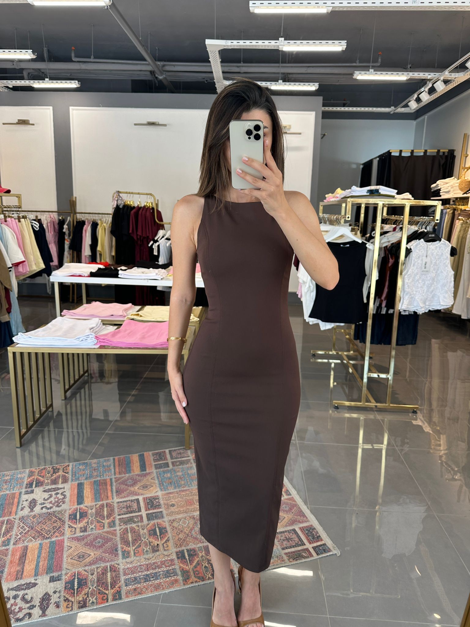 Vücüda Oturan  Midi Elbise