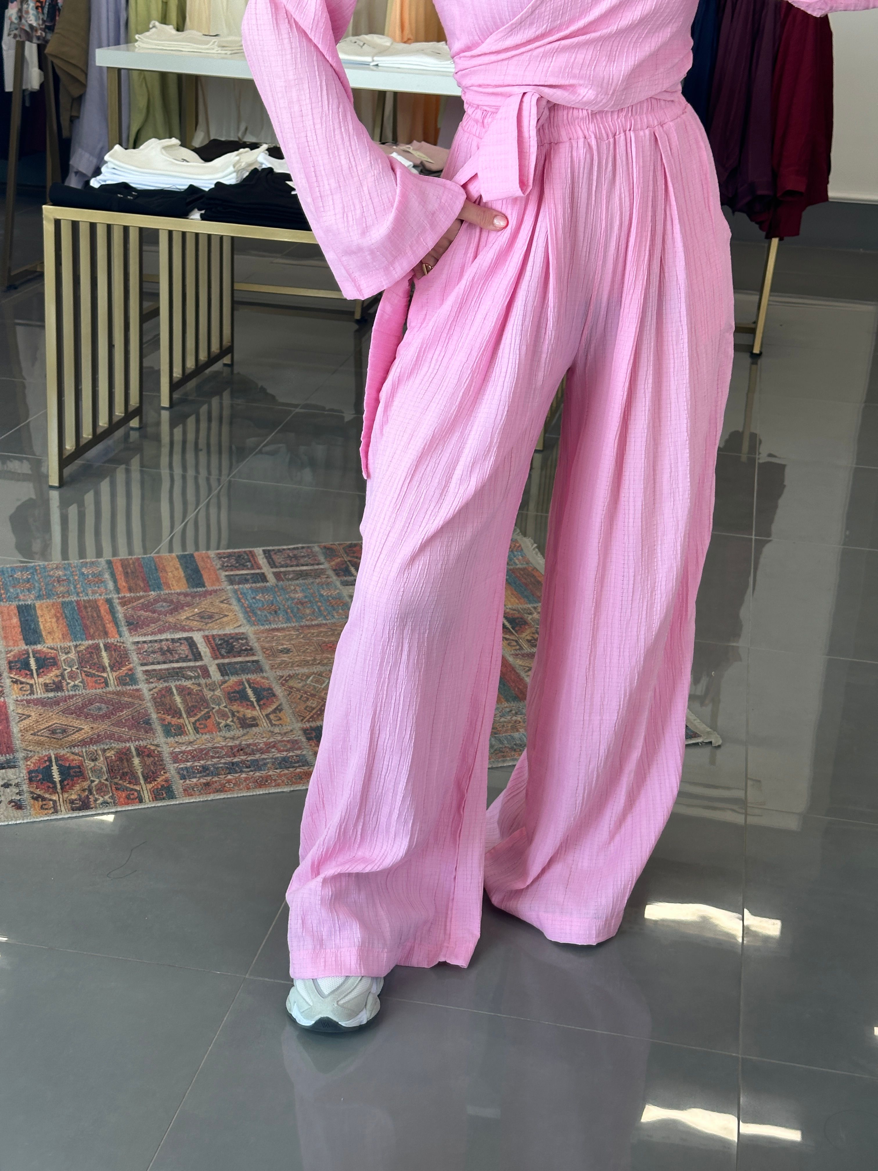 Gofre Kumaş Tasarım Takım Pembe 