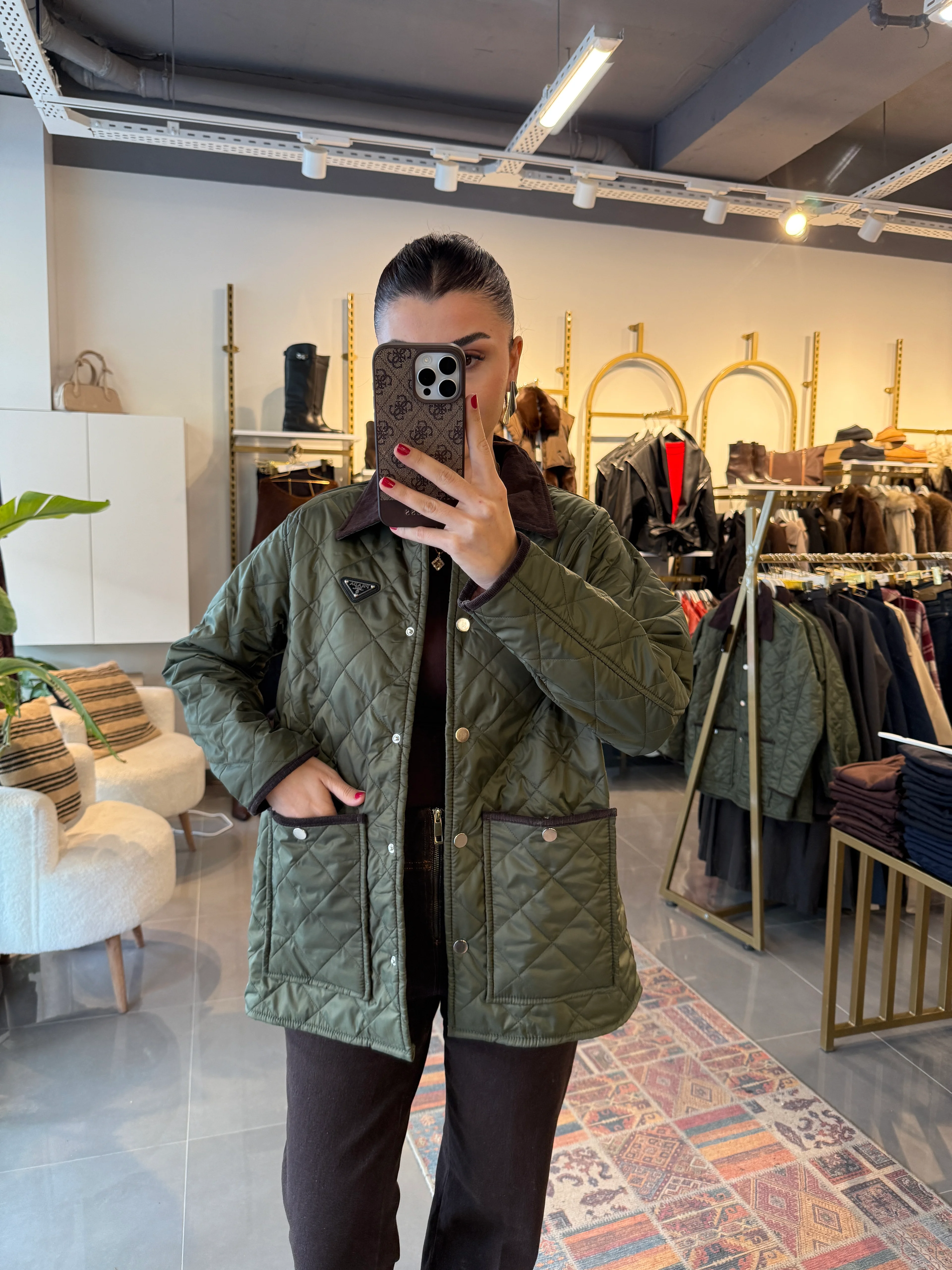 Orj Marka  Kapitone Mont Haki