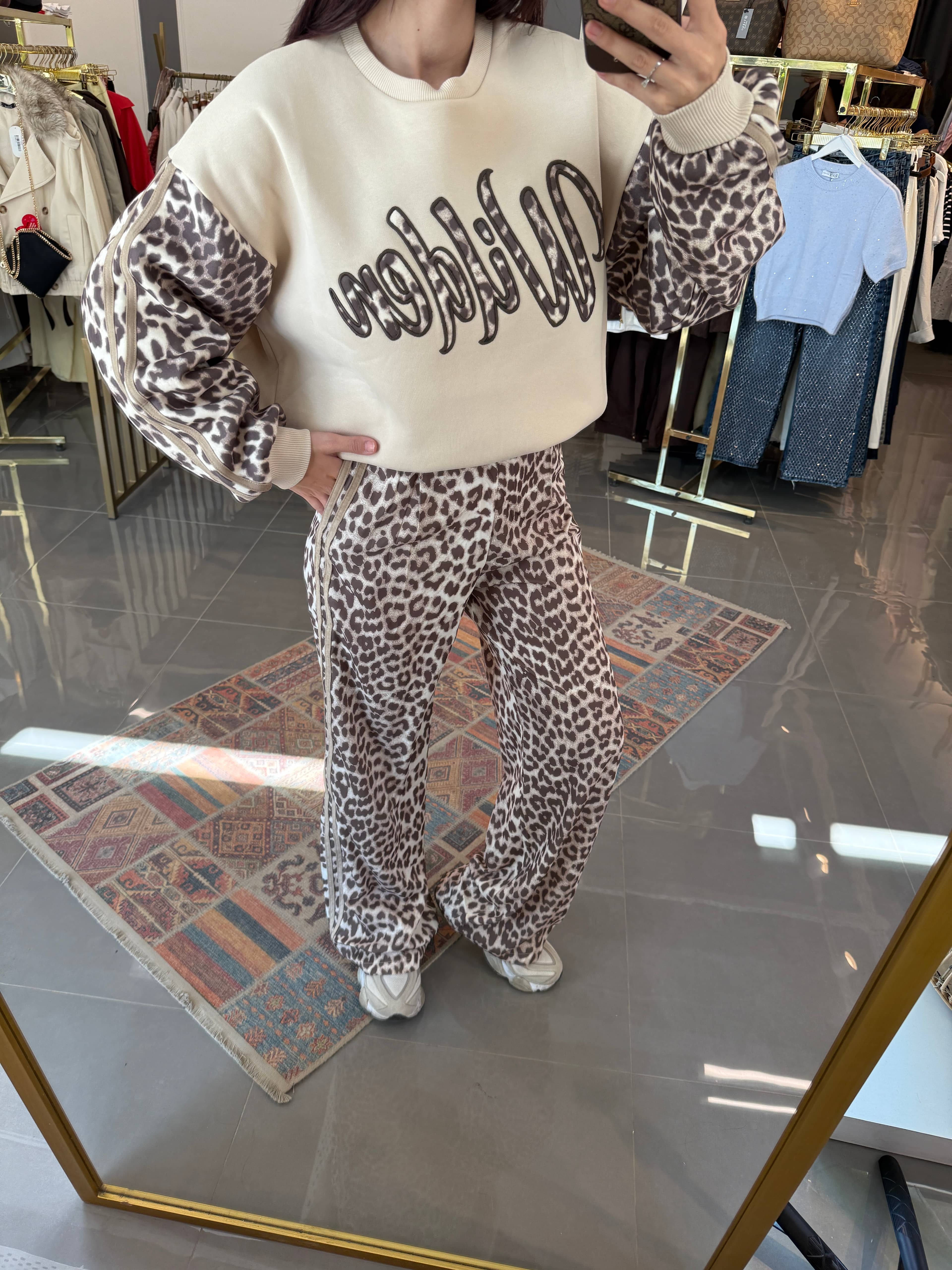 Oversize Wilden Sweats