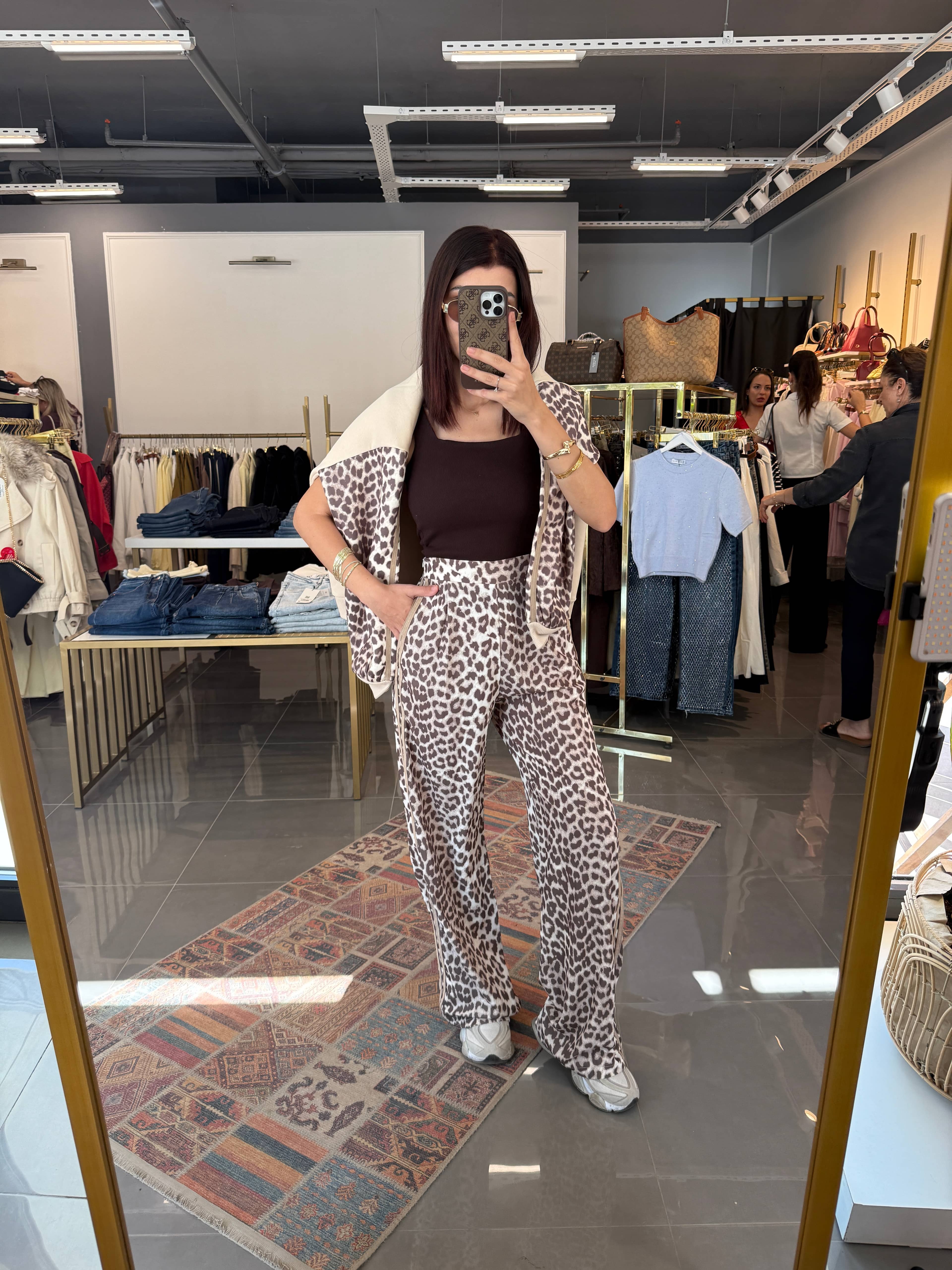 Şerit Detay Leopar Pantolon 
