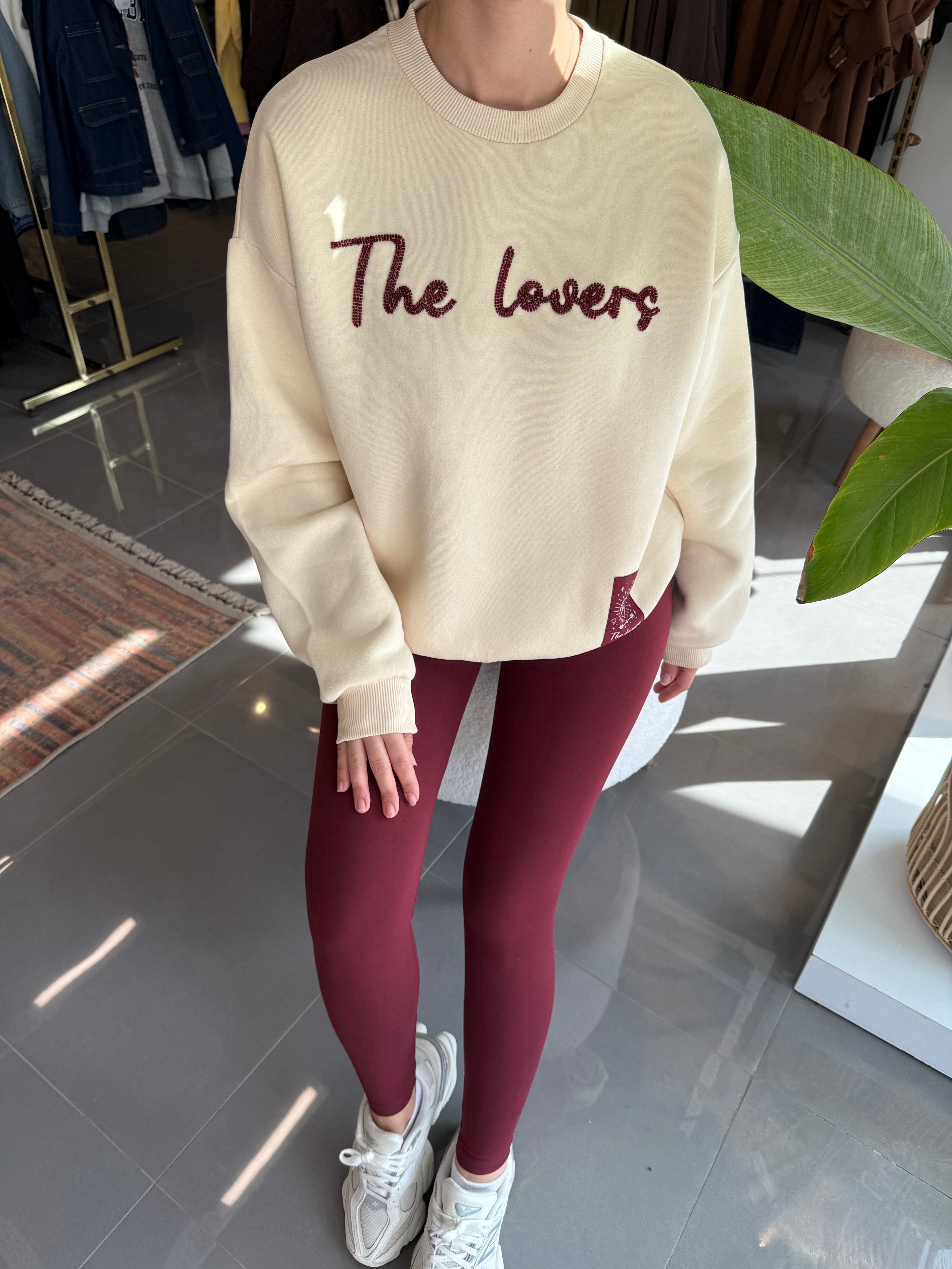 Boncuk İşlemeli Sweat 