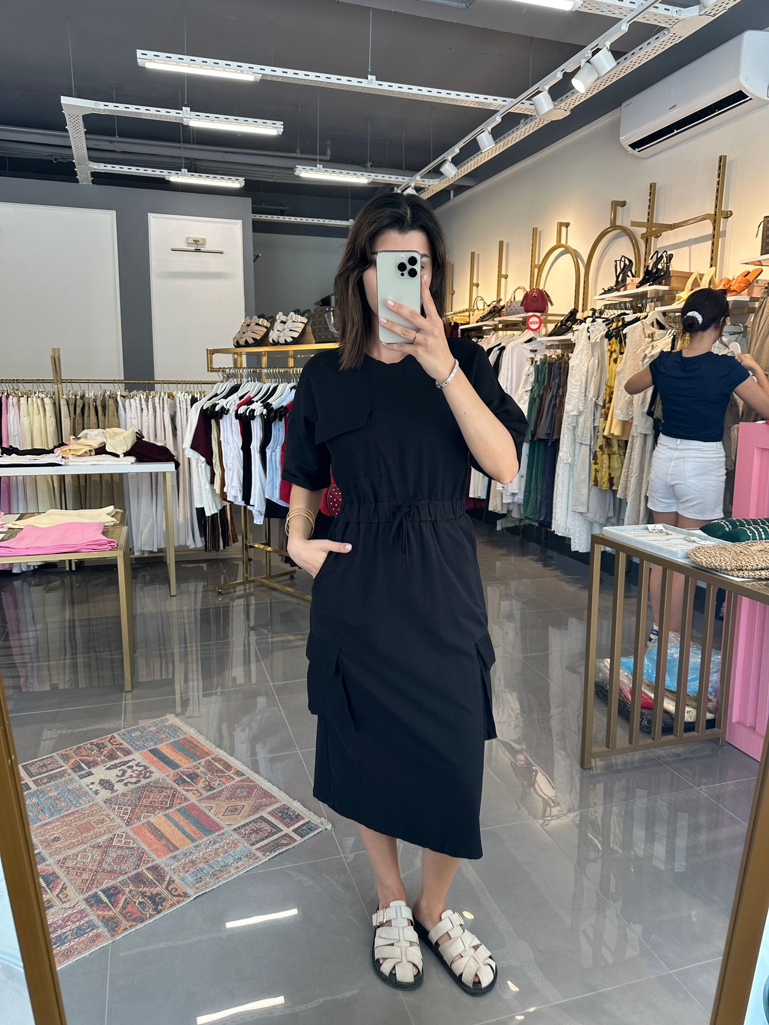 Marka Model Bel Lastikli Elbise Siyah