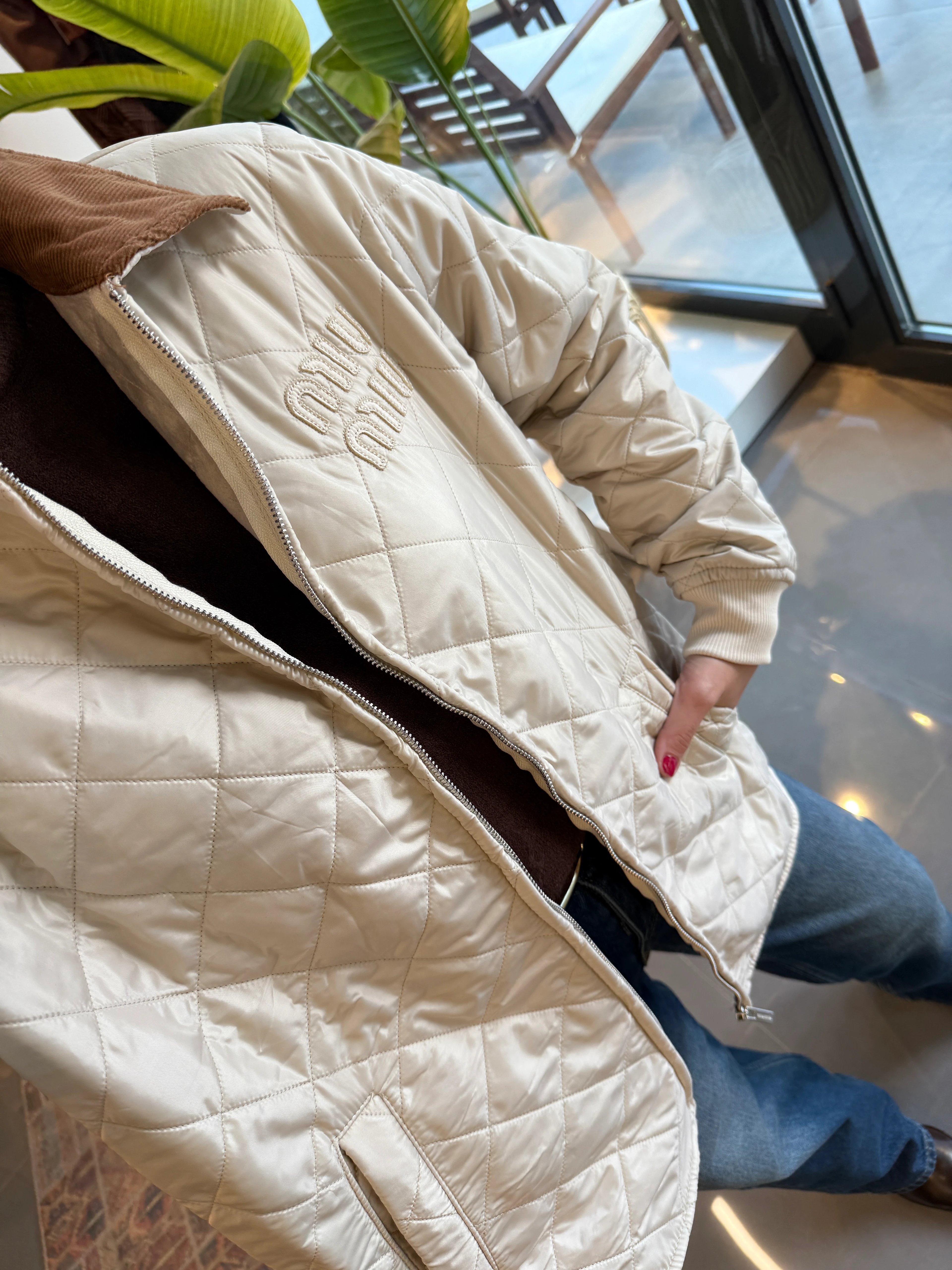 İthal Kapitone Yaka Detay Mont Ekru 